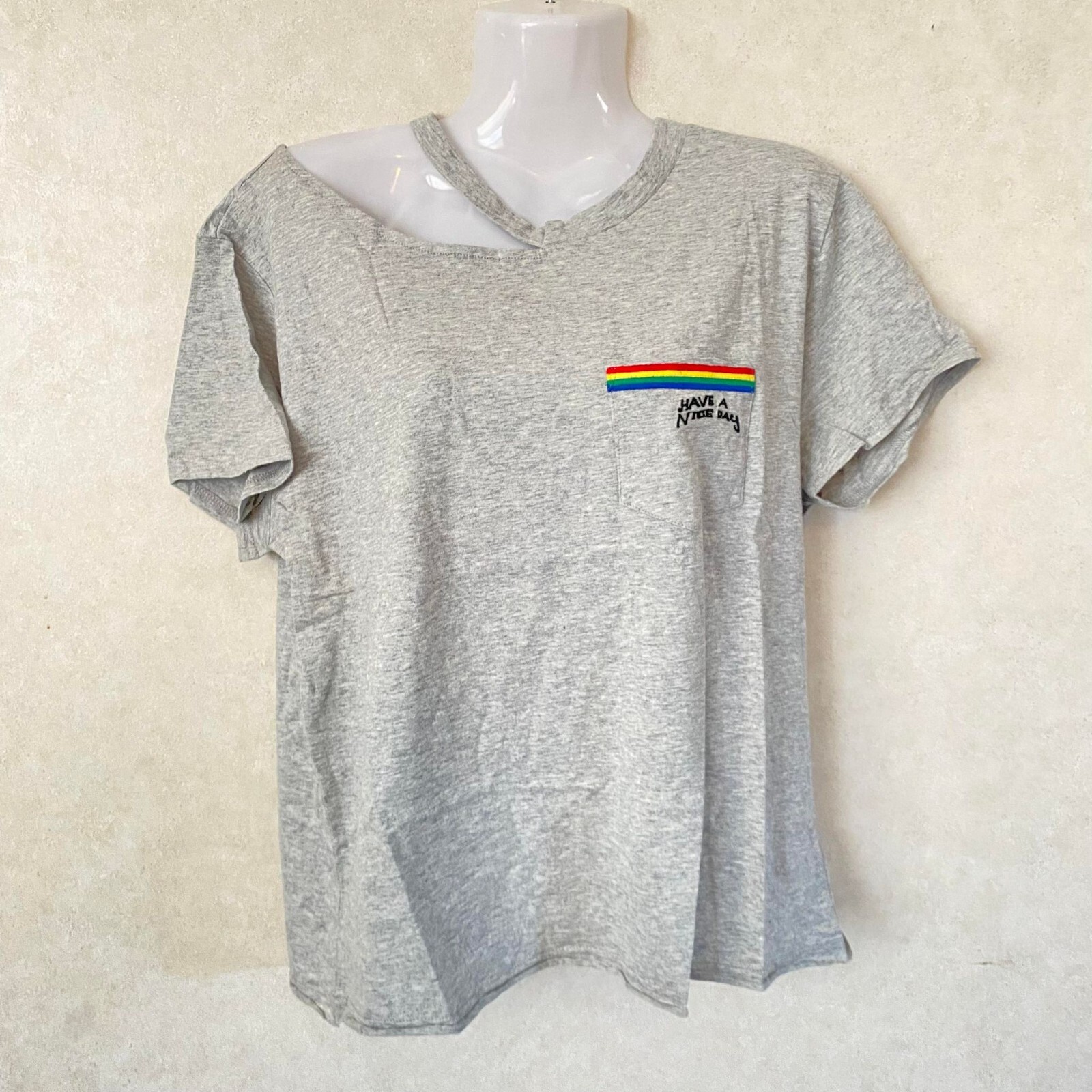 The Room by Ark & Co Cotton “Have A Nice Day” Shirt Color Gray Size Large