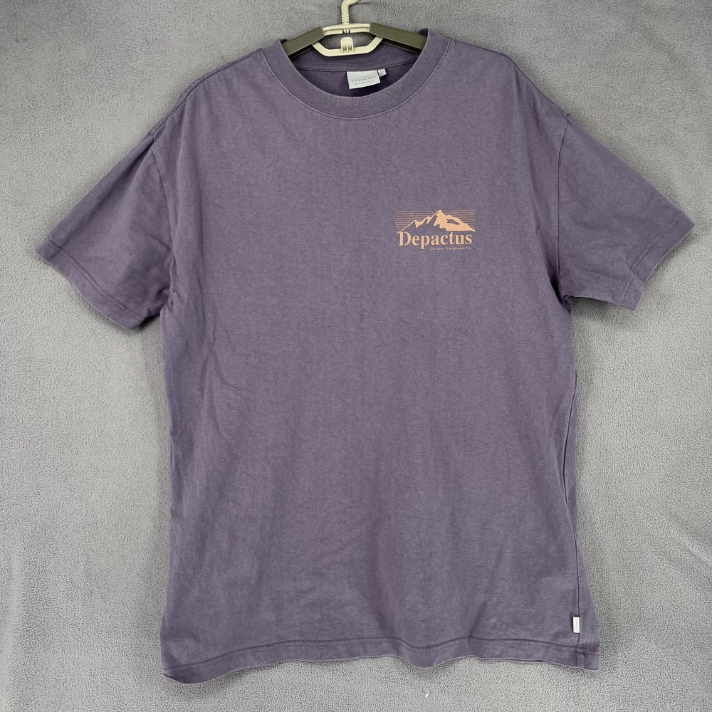 Depactus Shirt Mens Medium Purple Graphic Print Crew Short Sleeve Outdoor Hiking