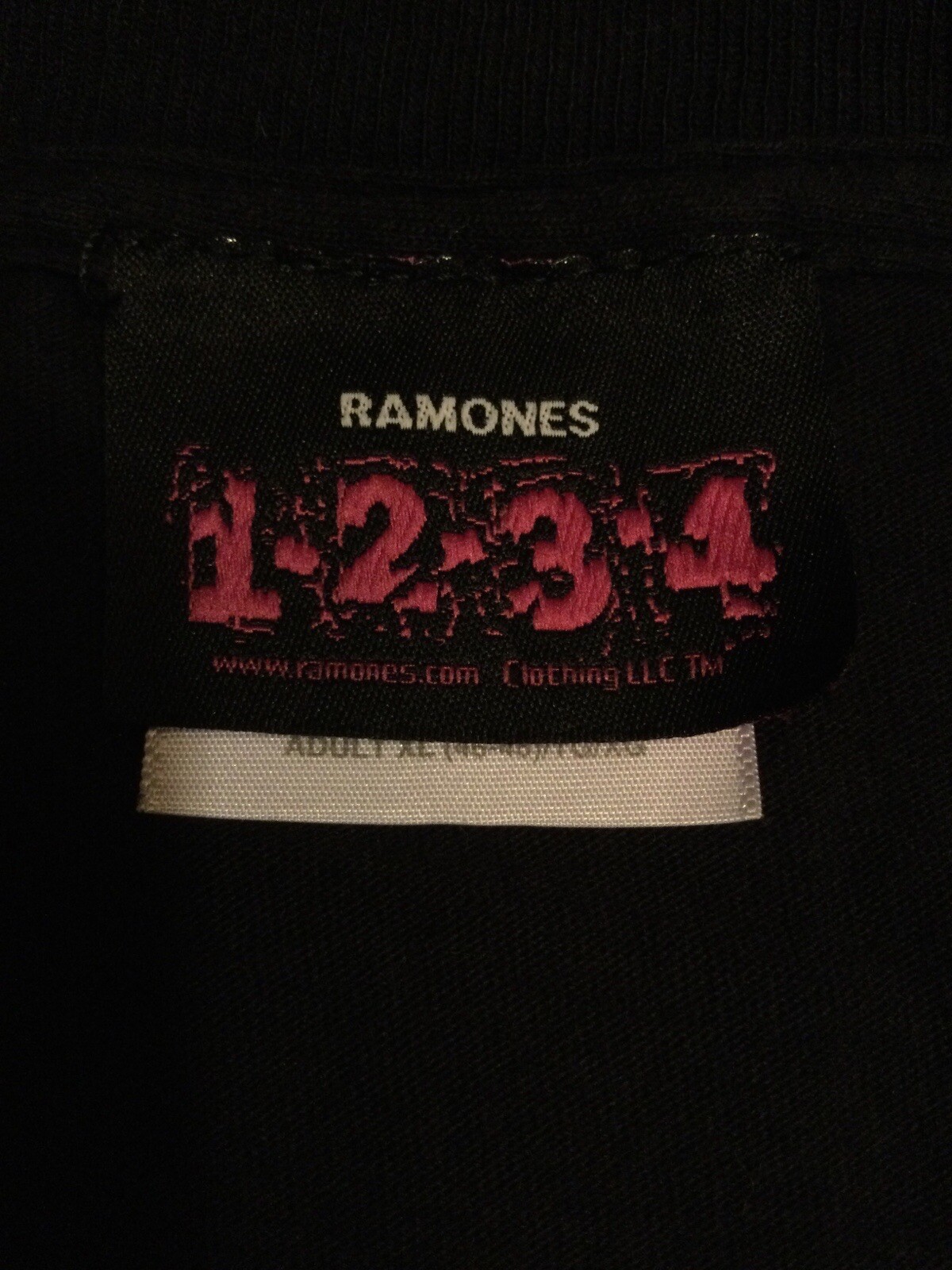 The Ramones - Black Shirt - Adult XL (46-48) - Ramones 1-2-3-4 Brand gallery