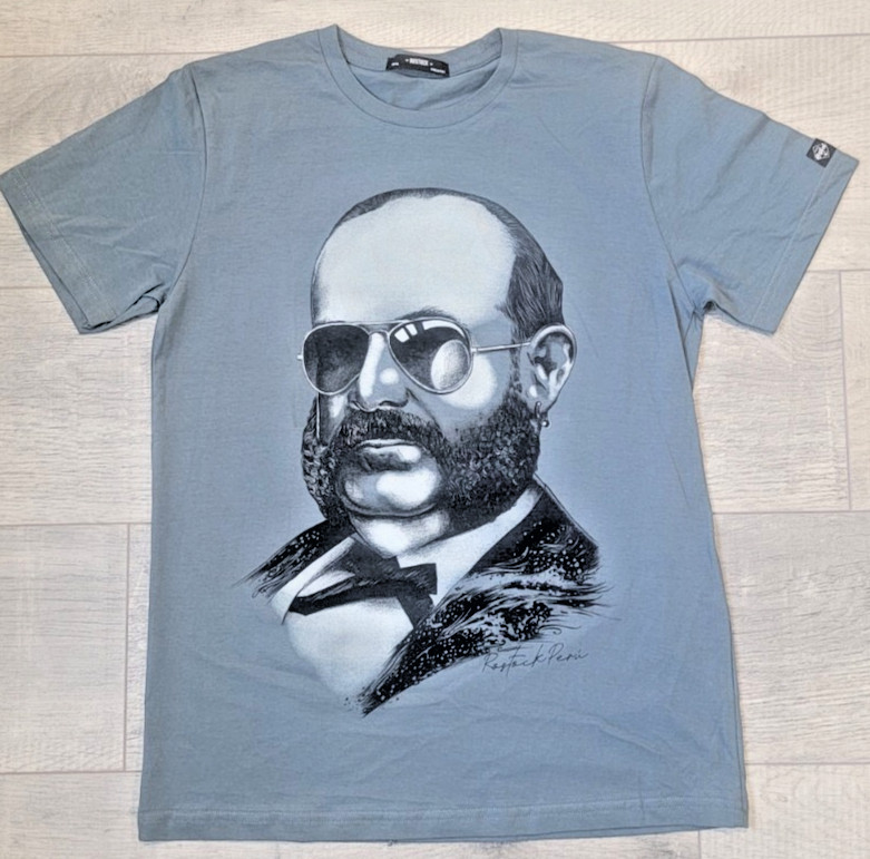 Peruvian Design T Shirt Unisex Size M *** Miguel Grau Rocker – Peruvian Cotton