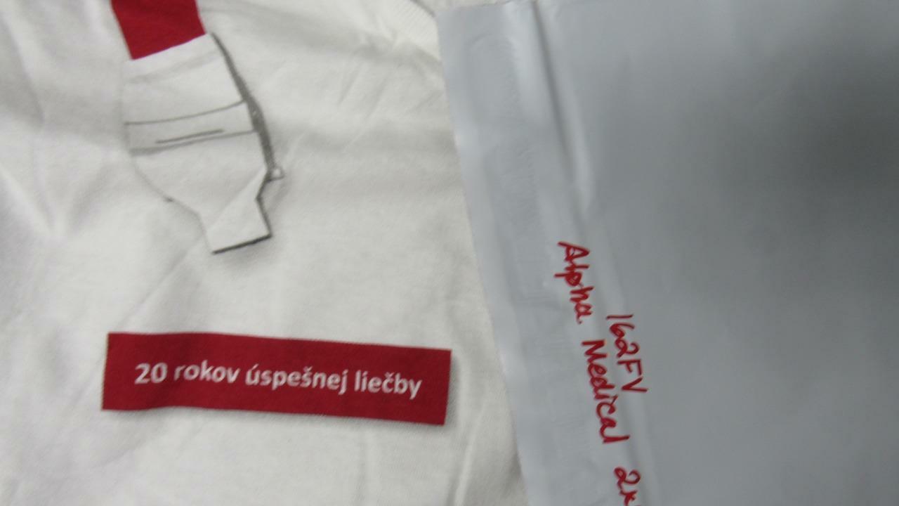New Alpha Medical 20 rokov uspesnej liecby Adult Mens Size 2XL White Shirt gallery