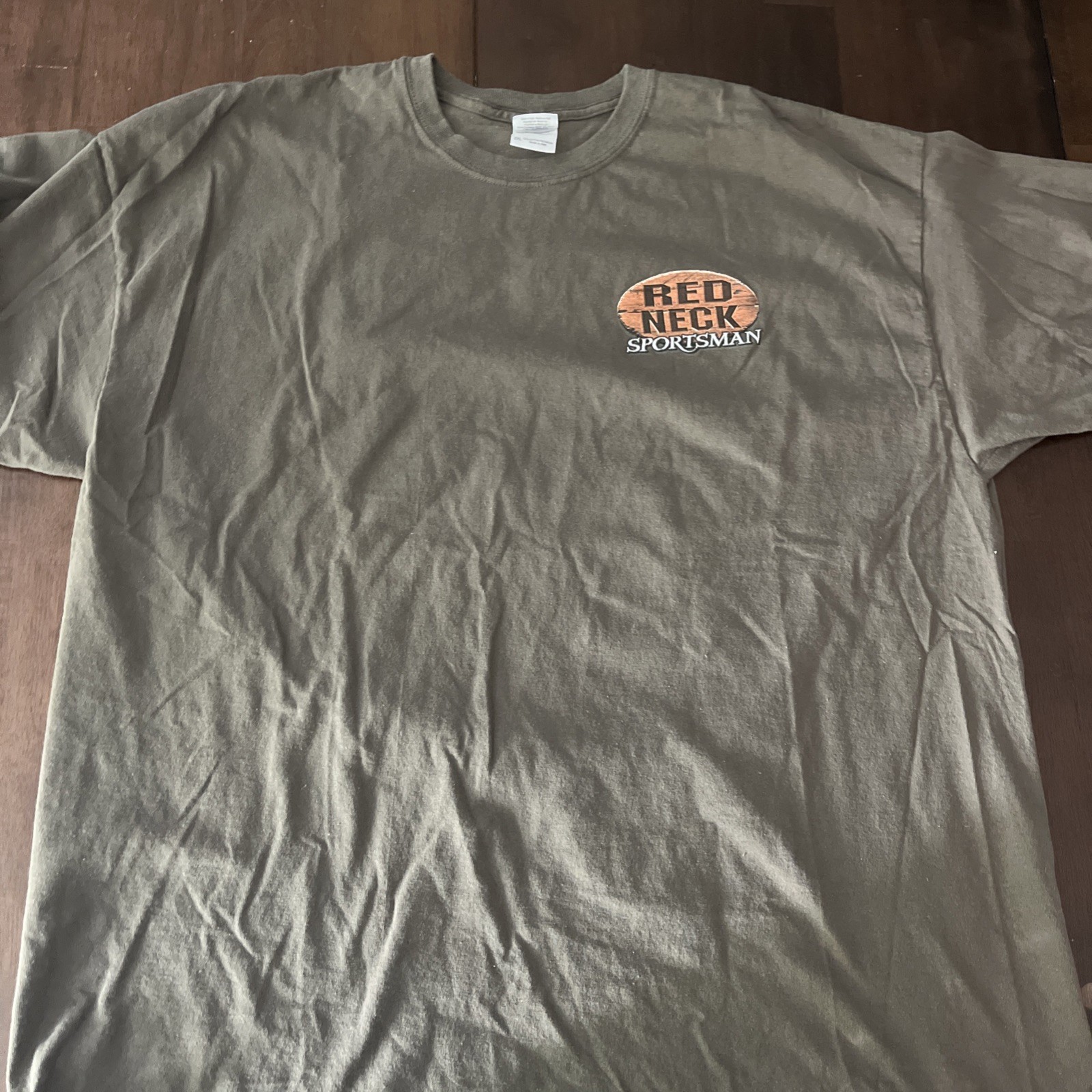 Men’s Redneck Sportsman “SHOOT OR GET OFF THE POT” Graphic T Shirt Size 2XL gallery