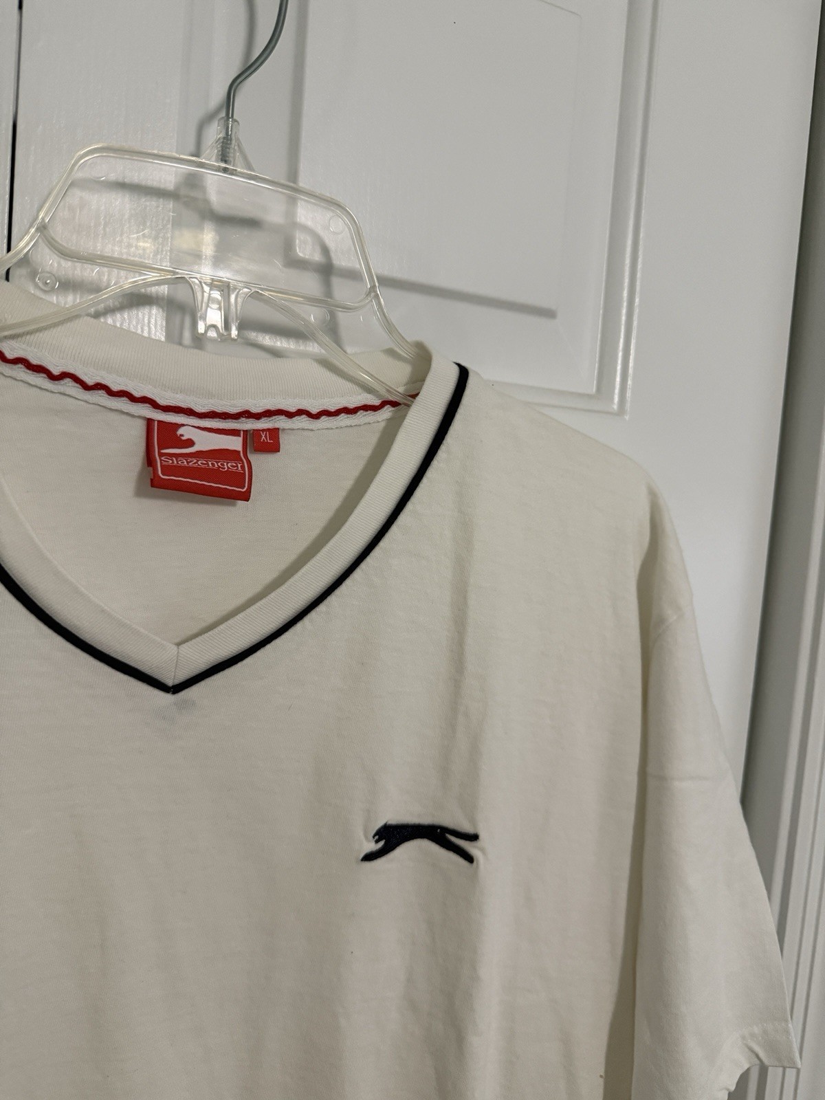 Slazenger T Shirt Mens XL White Short Sleeve V Neck Logo Sports Casual Outdoors gallery