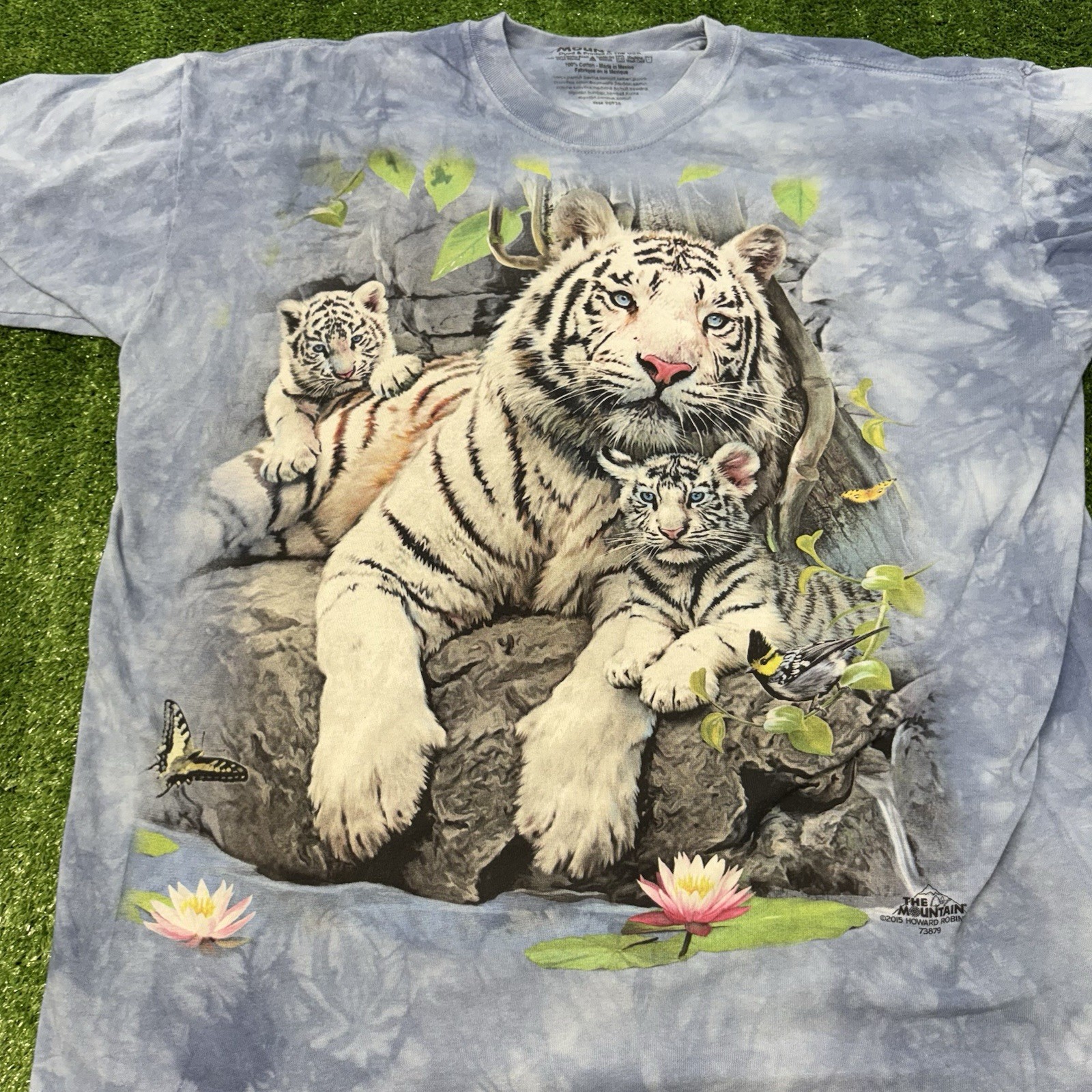 The Mountain “White Tigers of Bengal” Graphic T-Shirt XL Big Cats Animal Tee gallery
