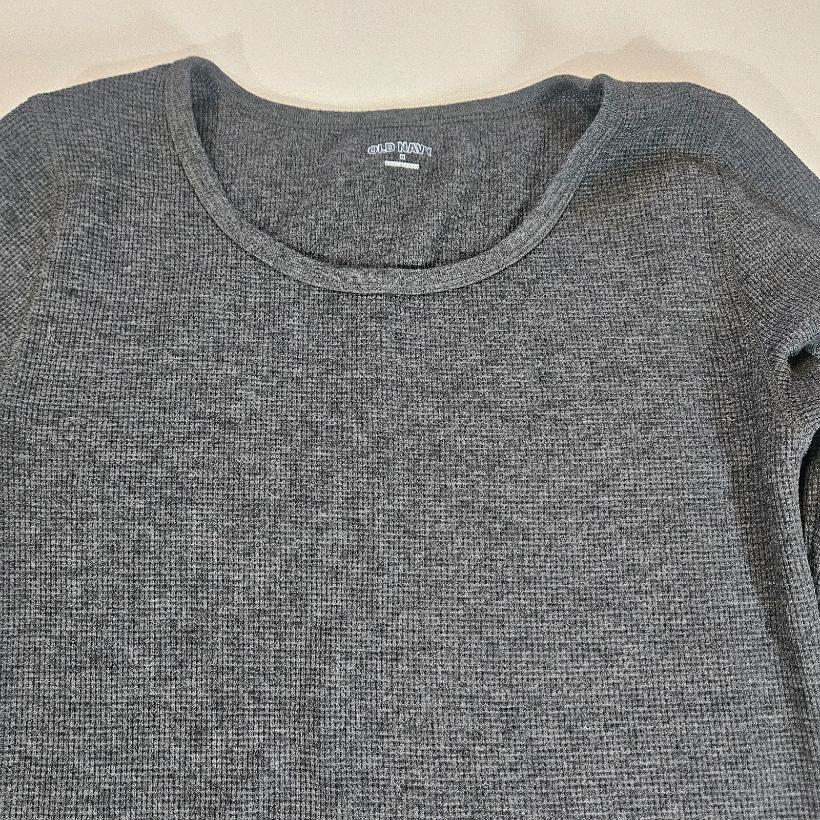 Mens Thermal Tee Size Medium Grey Athleisure Warm Comfort Layering Top gallery