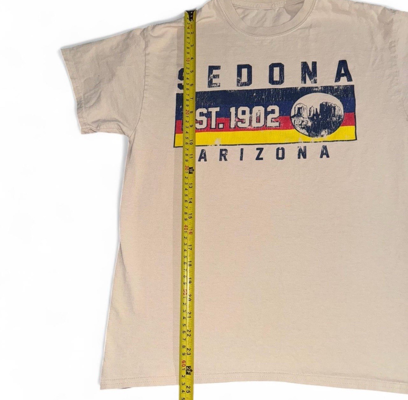 Sedona Arizona Est. 1902 Graphic T-Shirt Beige Men's Large gallery