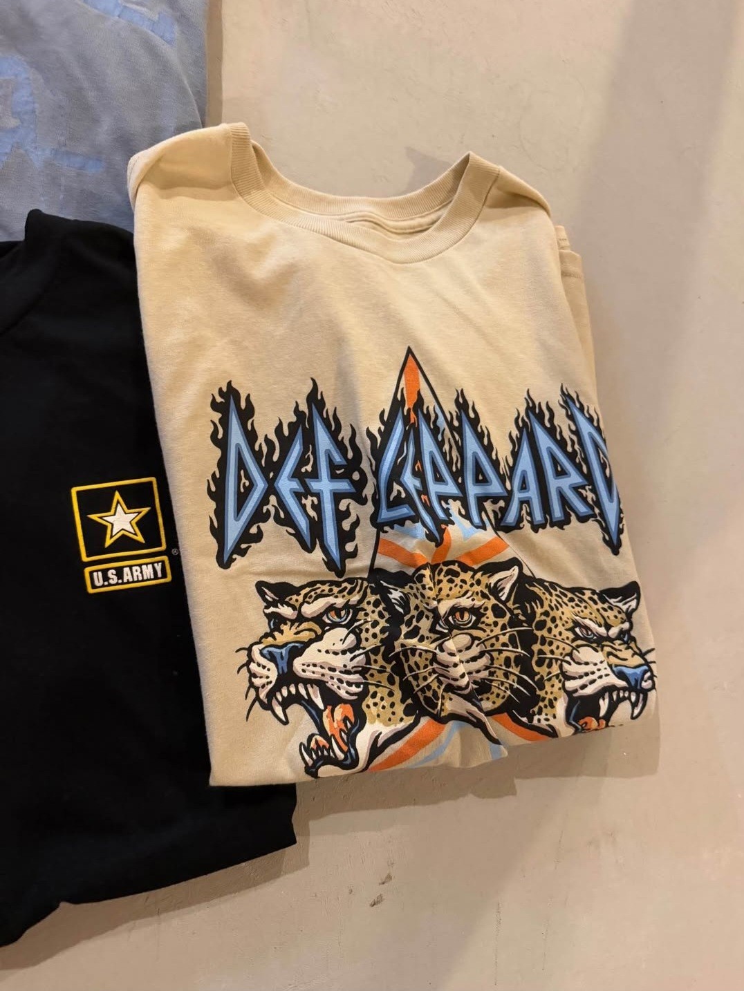 Lot Of 8 MEDIUM Size Tshirts Some Are Used ,some Are Brand New Without Tag gallery