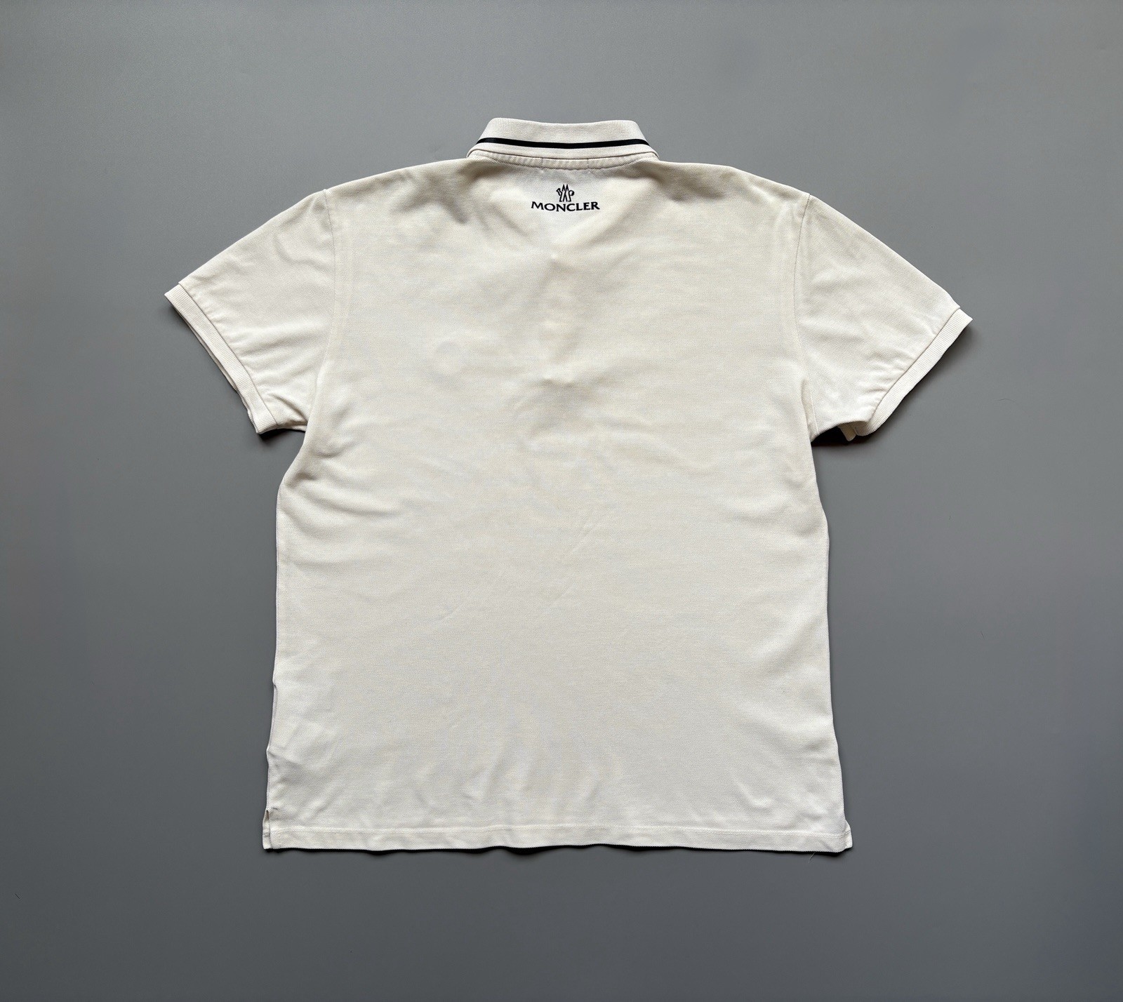 MONCLER Men's Ivory Cotton Polo Shirt with a Silicone Patch Size XL gallery