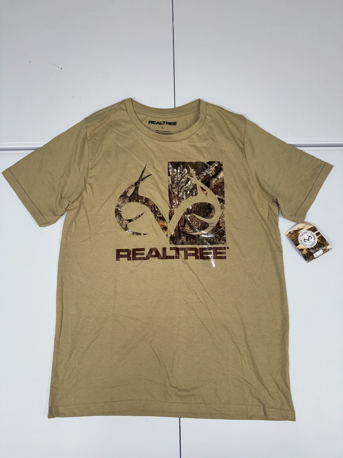 Realtree Shirt Men's Brown Camo Antler Logo Hunting Outdoor Graphic Tee Pick Siz gallery