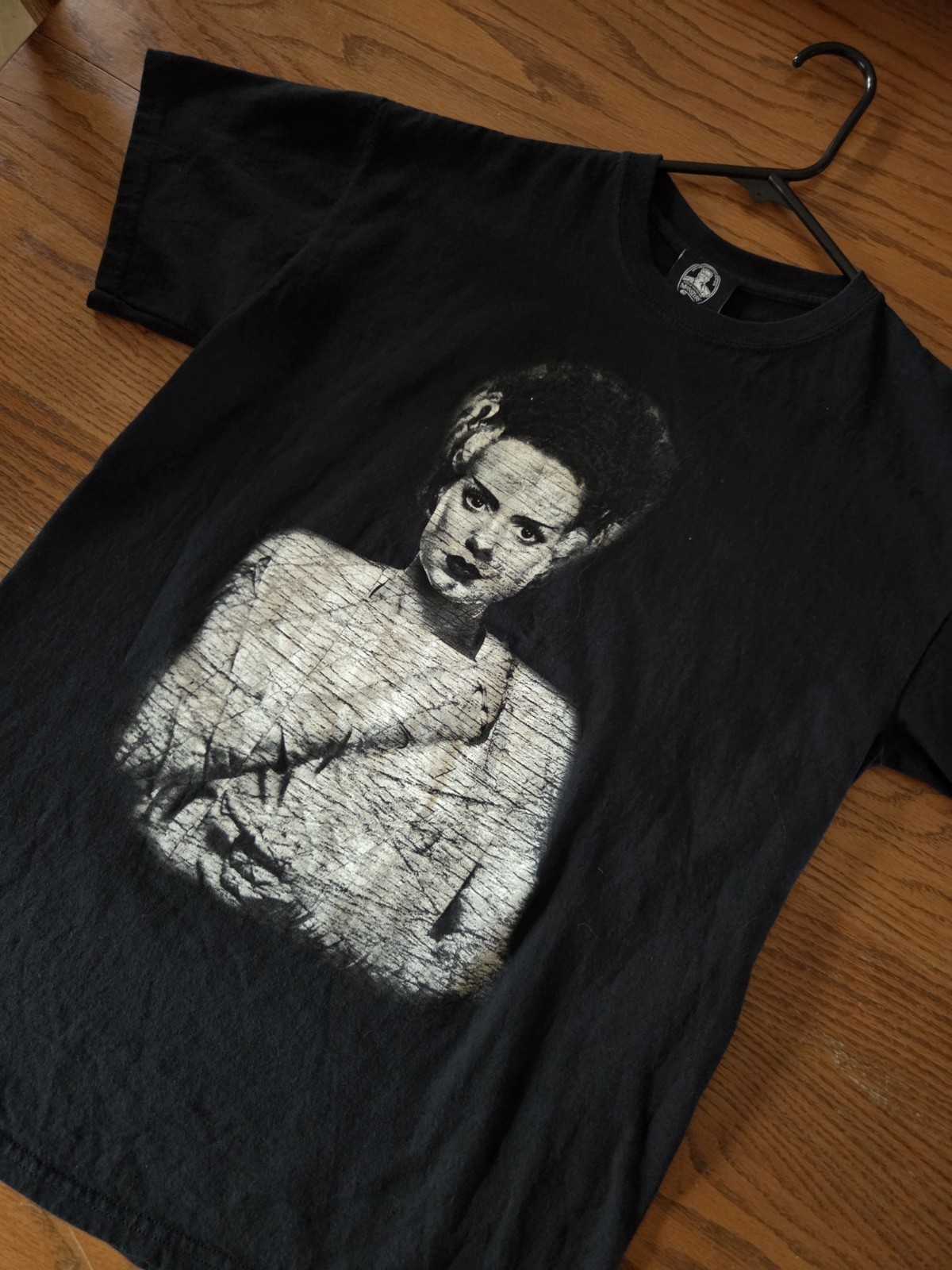 Bride Of Frankenstein Universal Studios x Rock Rebel Slim-fit Graphic Tee Size M gallery