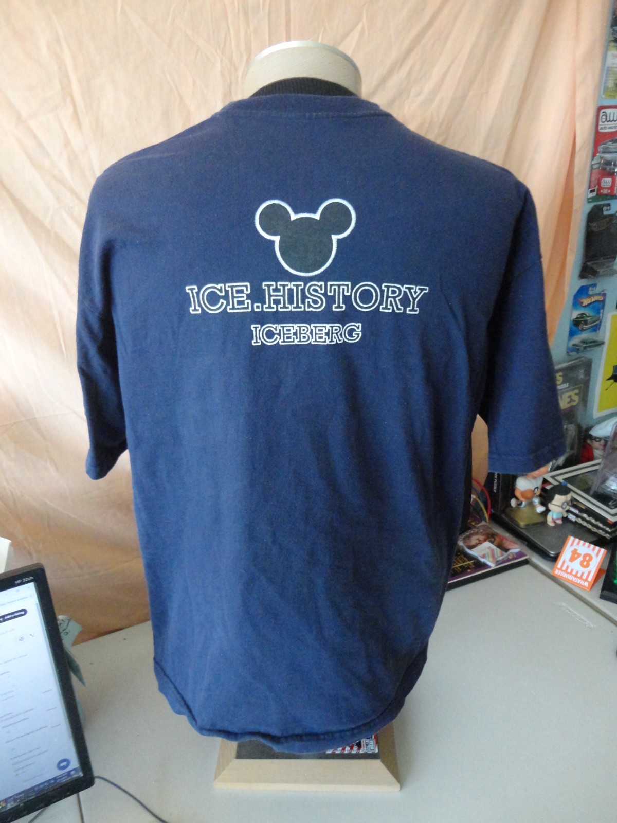 Vintage Iceberg Mickey Mouse Ice History T-Shirt Size L gallery