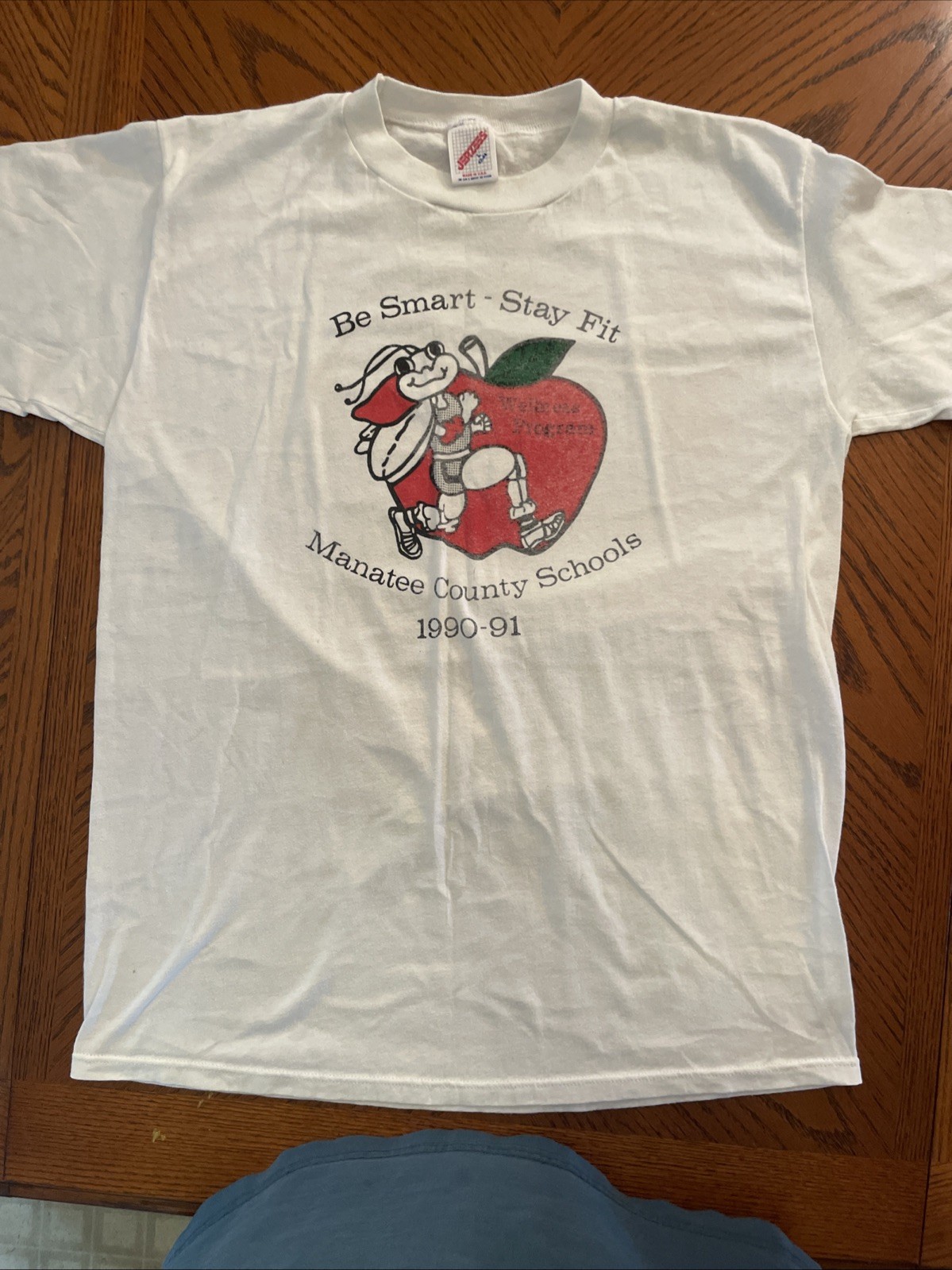 Vintage T-Shirt Lot Of 10 90s Y2K Modern Ramones Tweety Looney Tunes Corvette gallery