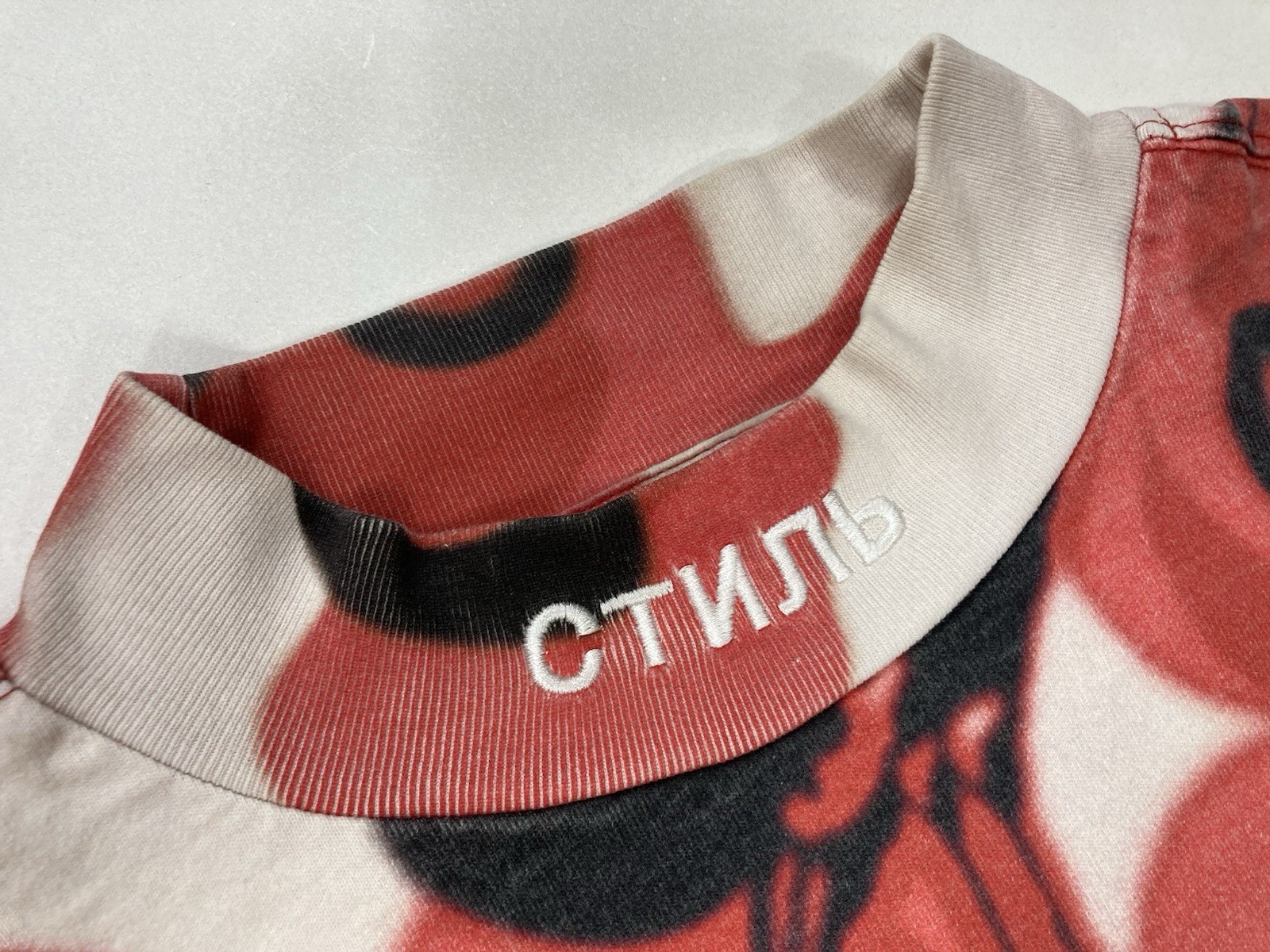 Heron Preston Washed Camo T-shirt Men Small Oversized Red Long Sleeve gallery