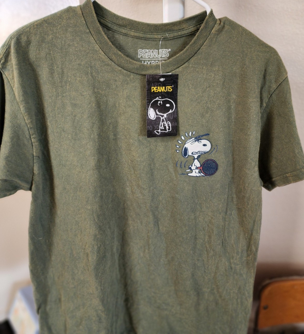 Peanuts Snoopy Tennis Men's Small Graphics Front & Back NWT New with Tags gallery
