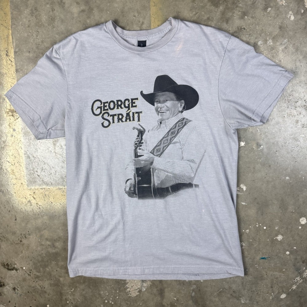 George Strait T-Shirt Size Medium 2023 Stadium Tour Tee Country Pop Music Merch