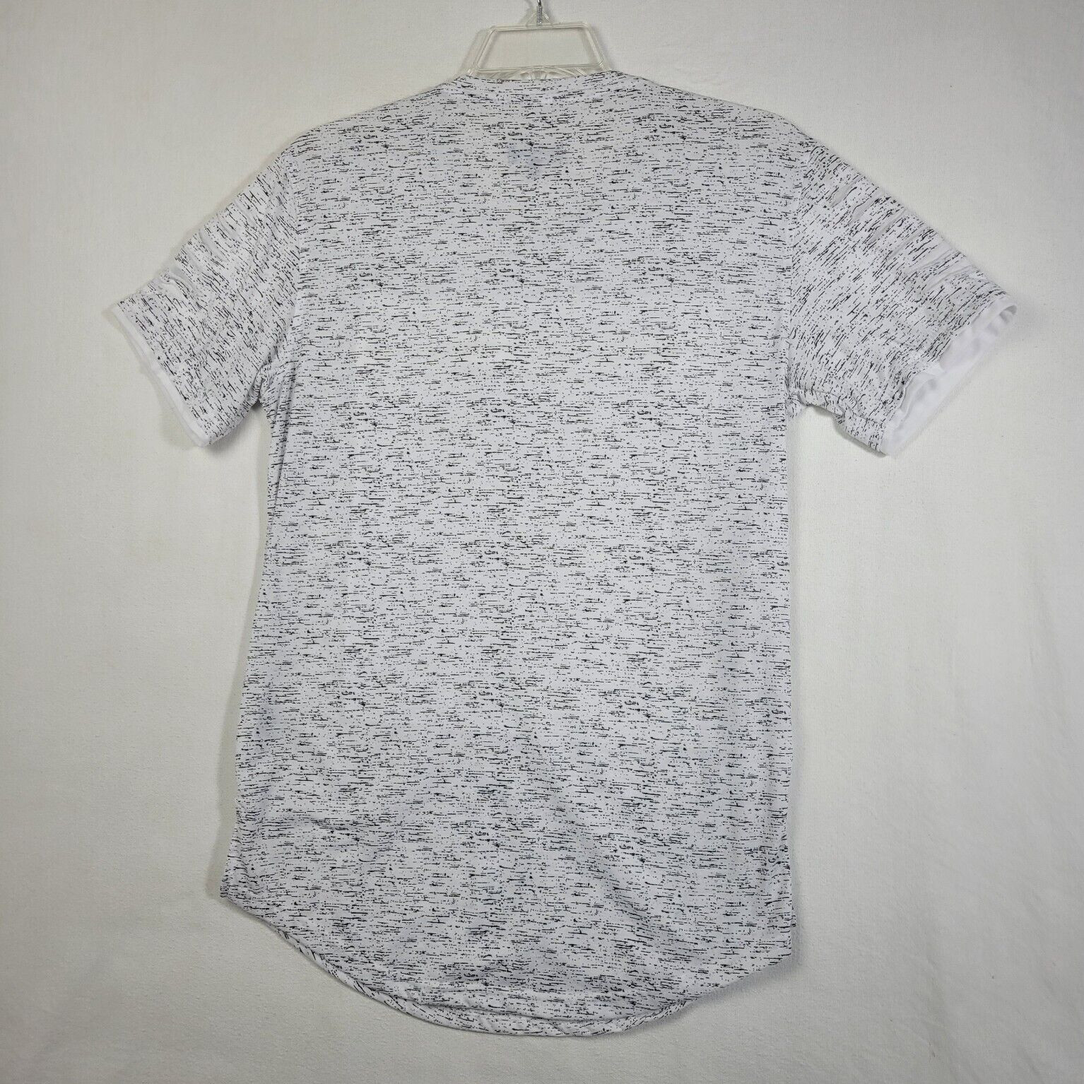 Carbon Mens T Shirt Size L Distressed White Gray Knit Rayon Crew Neck 70's gallery