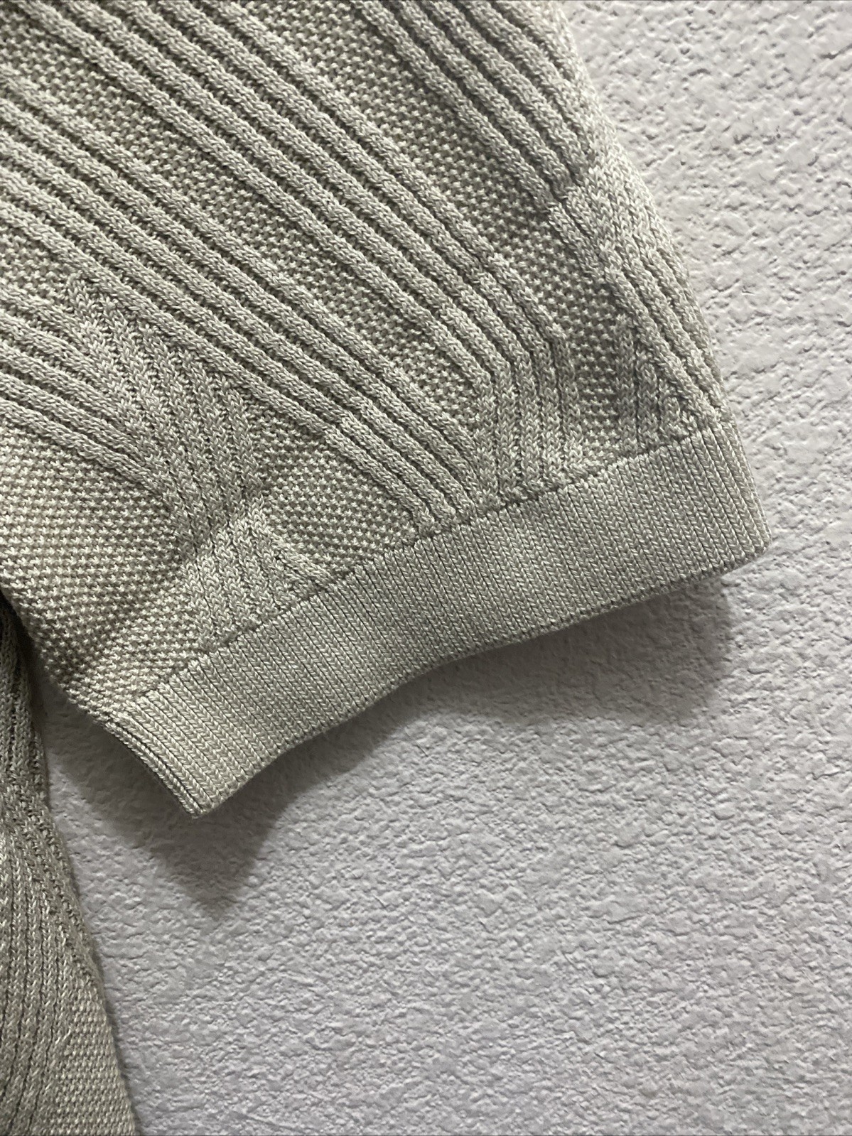 Porter & Ash Men's Large Gray Beige Modal Blend Textured Knit T-Shirt NWT gallery