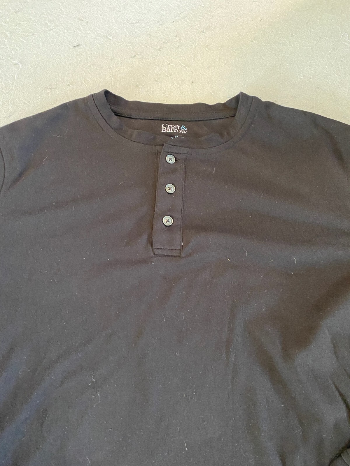 Croft & Barrow Shirt Men's Large Easy Care Black Long Sleeve Henley Tee gallery