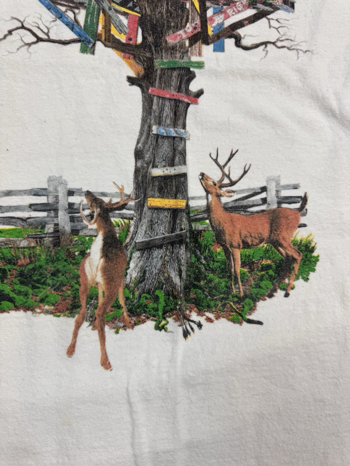 Vintage 90s Redneck High Rise Treehouse T Shirt Funny Deer Hunt Size Large White gallery