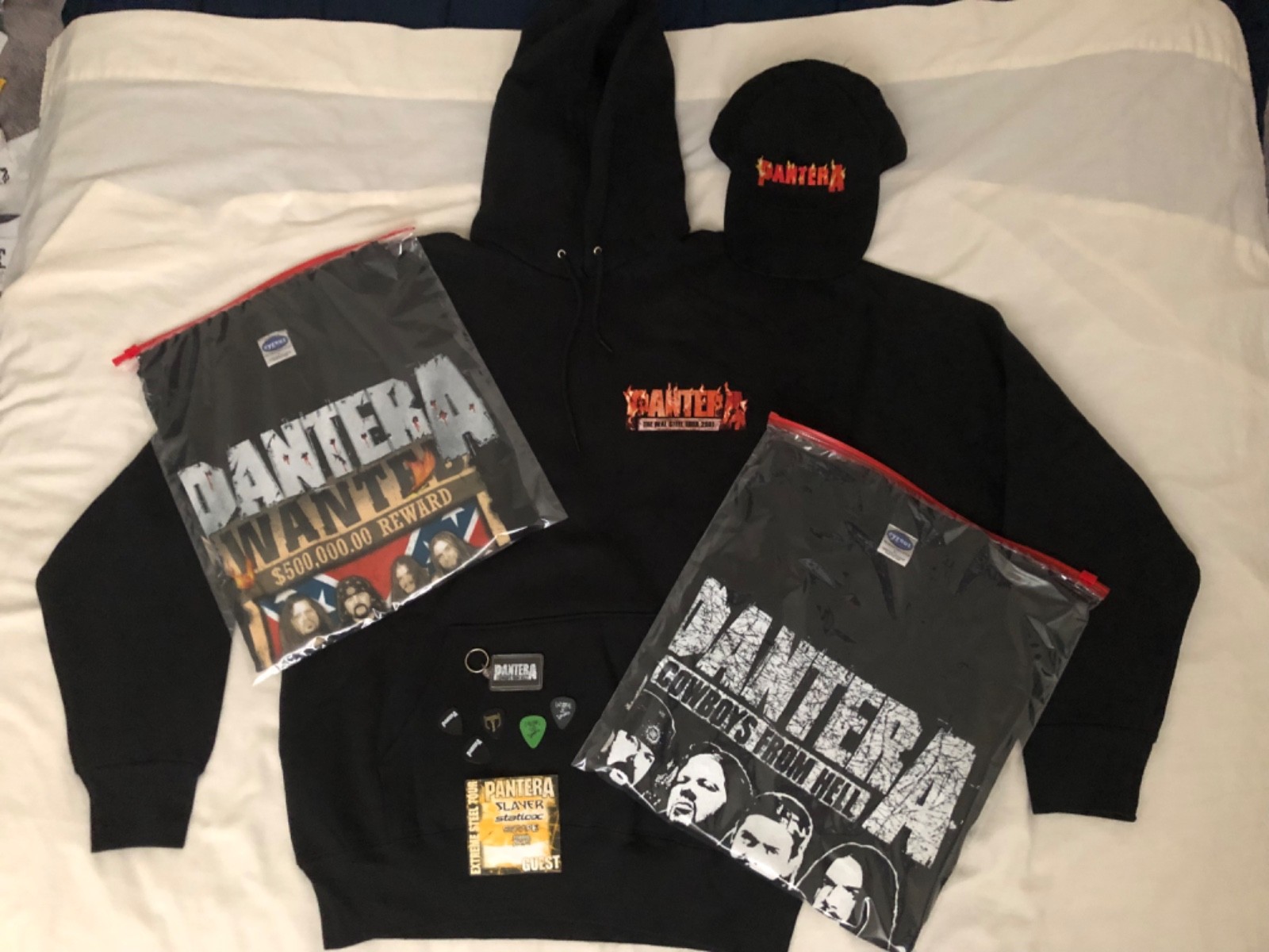 Pantera Band Real Steel Tour Lot T-Shirts / Hoodie / Hat / Pics / Key Chain gallery