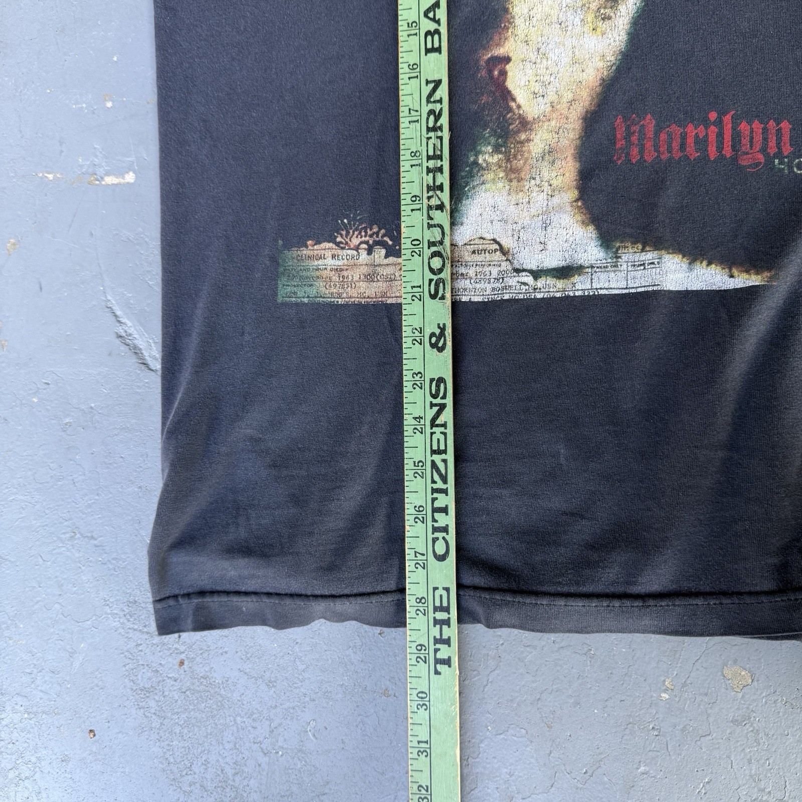 Vintage 2000 Marilyn Manson Hollywood Tour Tshirt Faded Black XL Rare gallery