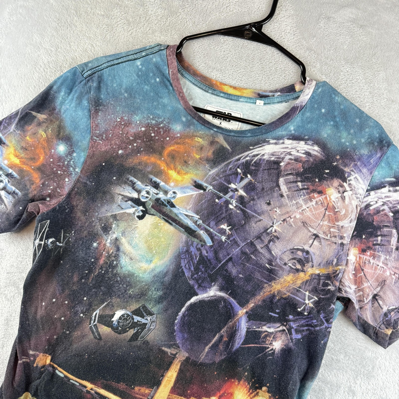 Star Wars Shirt Mens Large Multicolor On The Byas Death Star All Over Print Tee gallery