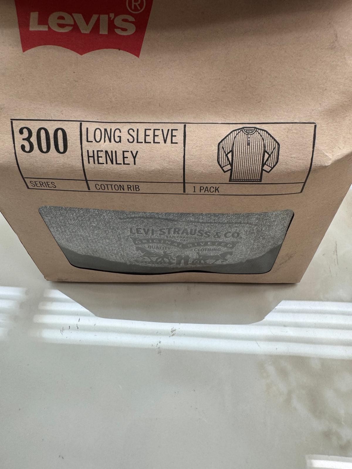 Levi's Mens Long Sleeve Thermal Henley Shirt Grey/Black Choose Your Size. NWB gallery