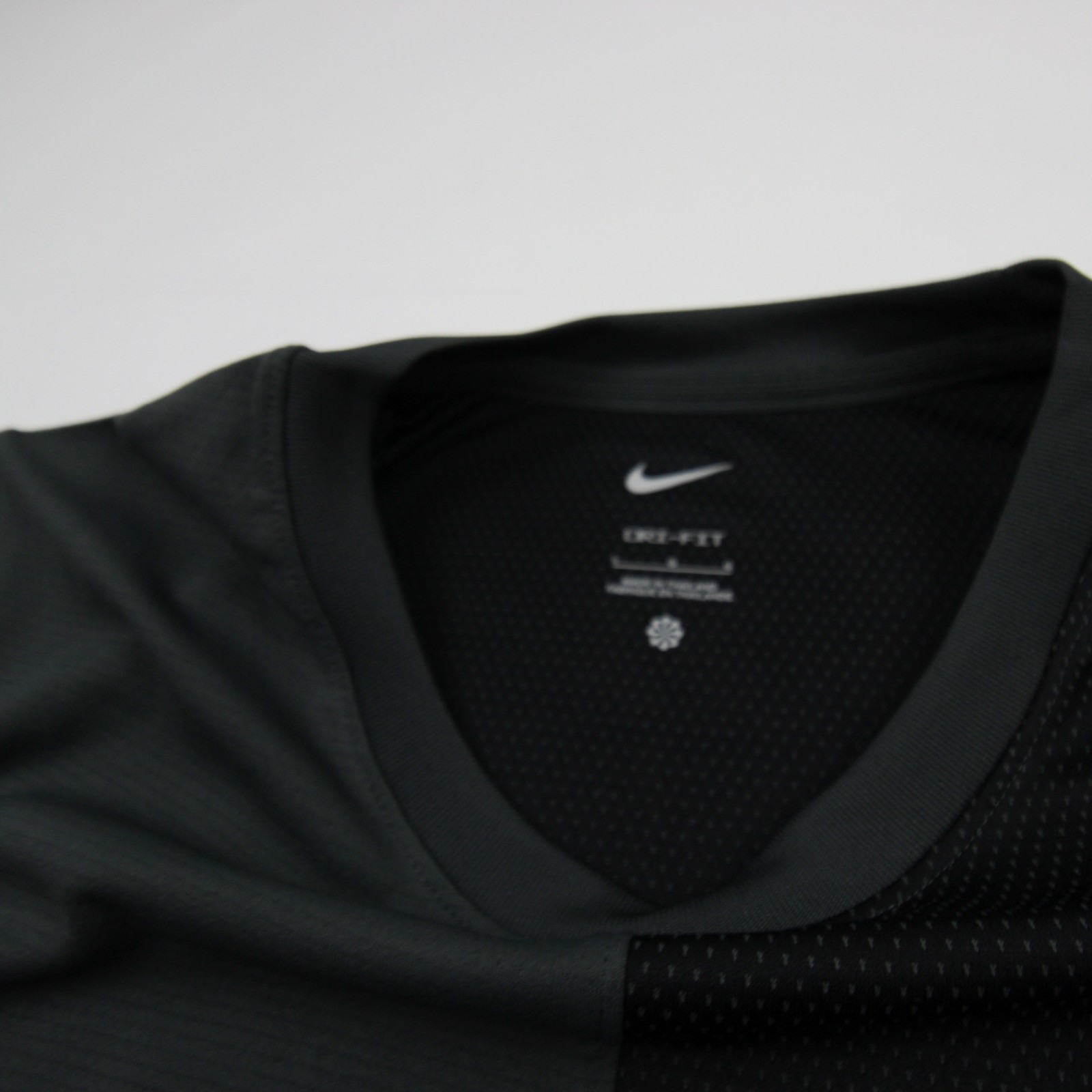 Nike Dri-Fit Short Sleeve Shirt Men's Black Used L gallery