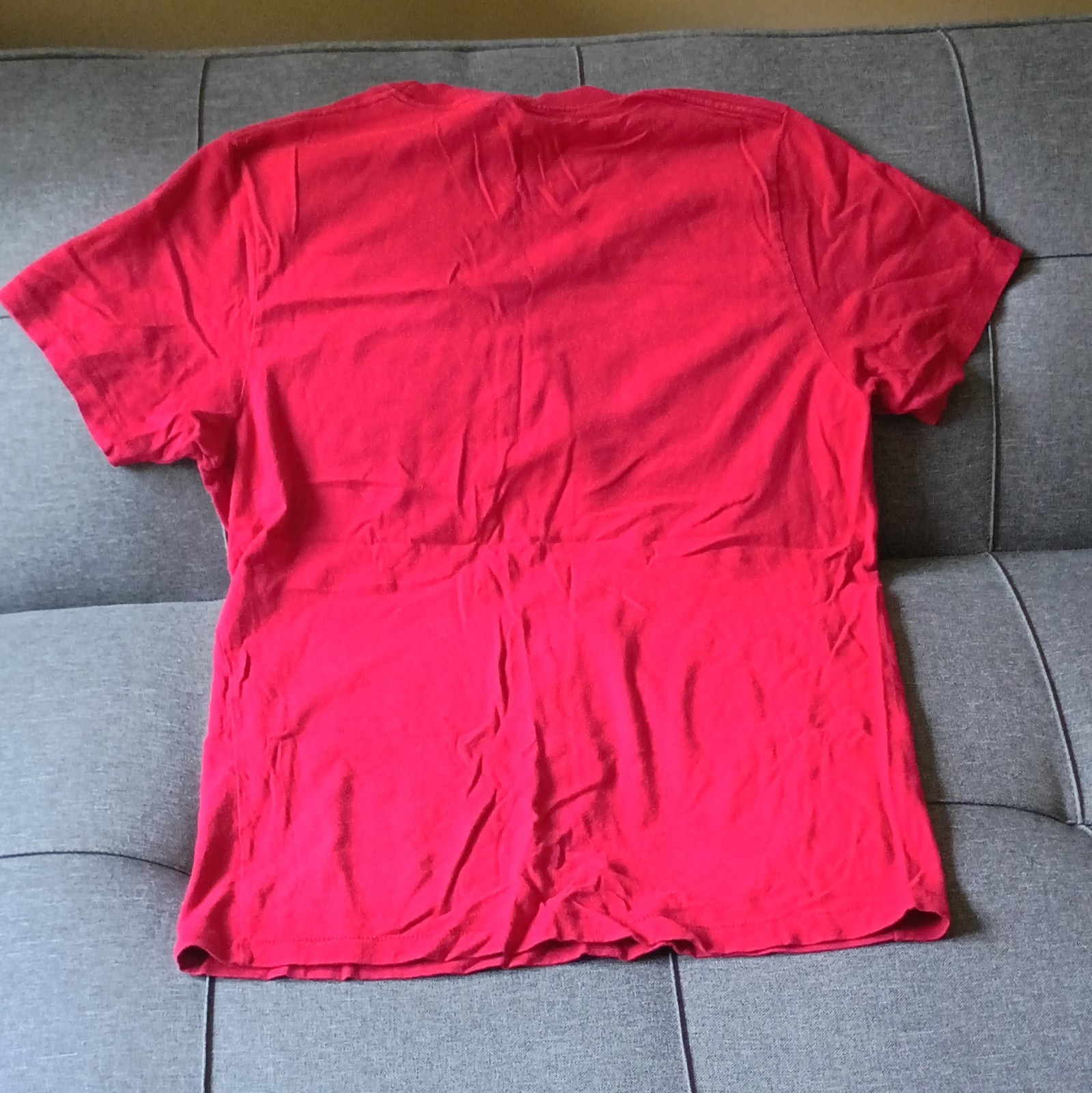 Hollister Red GraphicLogo CrewNeck T-Shirt Men's L 100%Cotton Easy Care Y2K VTG gallery