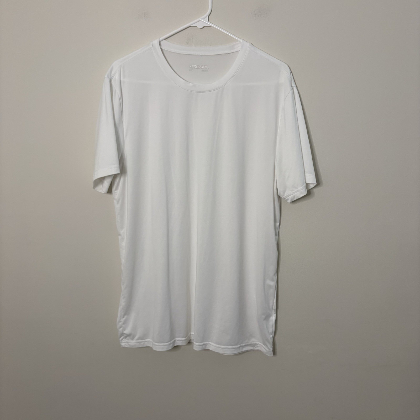32 Degrees Cool Men’s Large White Short Sleeve Top Outdoors Slim Summer O7