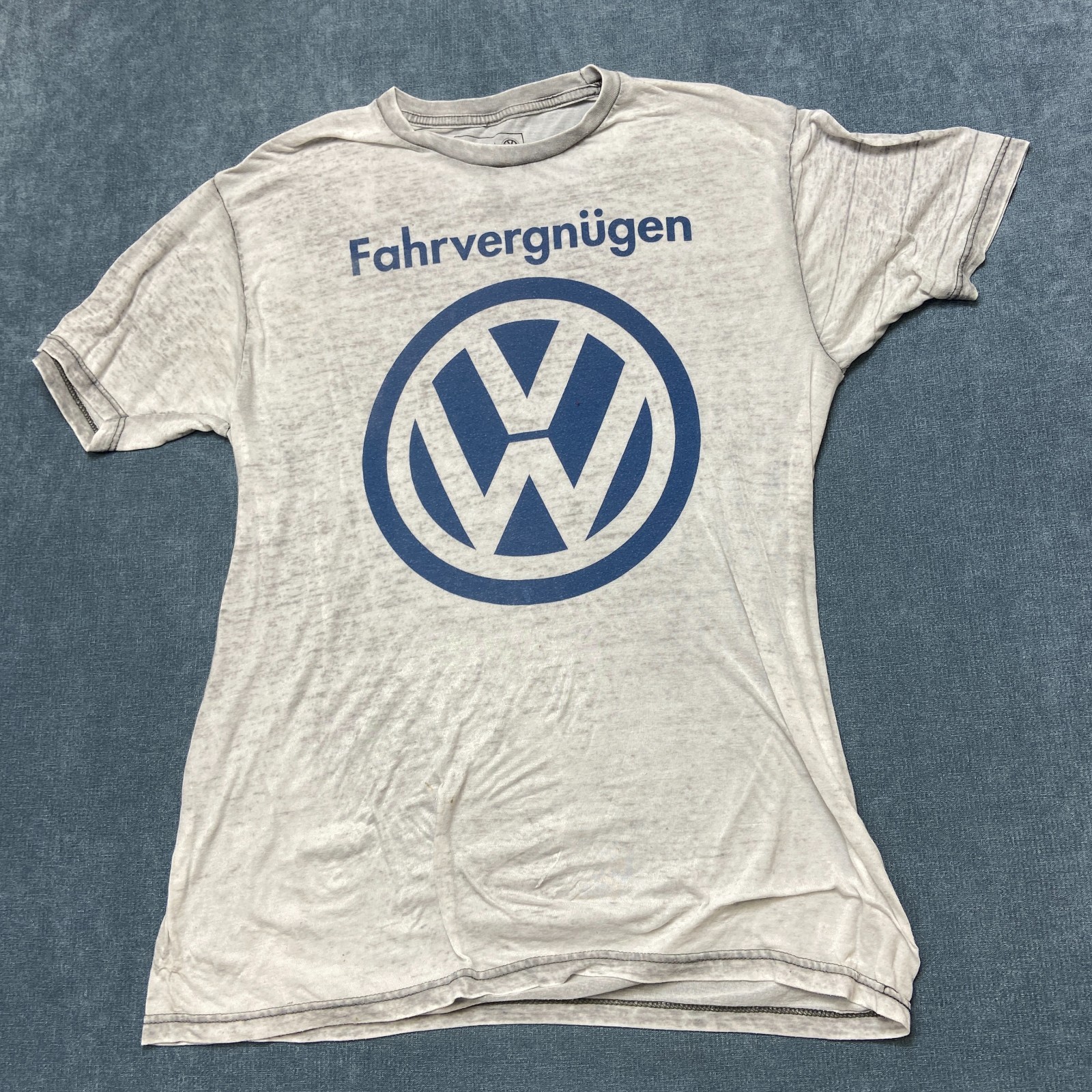 Volkswagen T Shirt Mens Large Gray Fahrvergnügen Graphic Logo Casual Crew Neck gallery