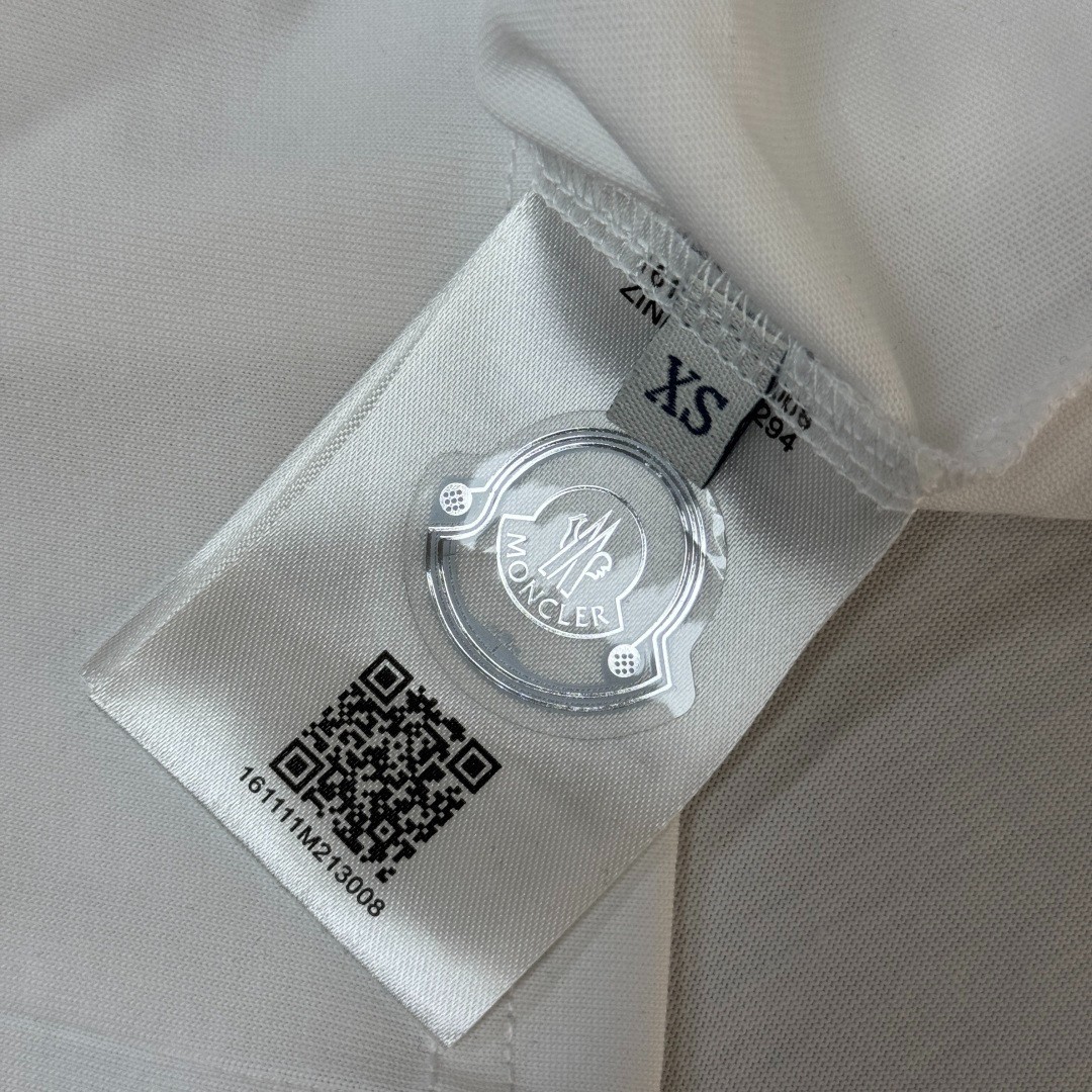 Moncler Unisex White Summer Cotton T-Shirt Size M gallery