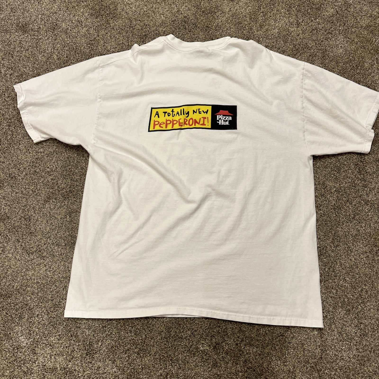 Vintage Pizza Hut A Totally New Pepperoni T Shirt Size XXL Hanes Beefy T 90s Y2K gallery