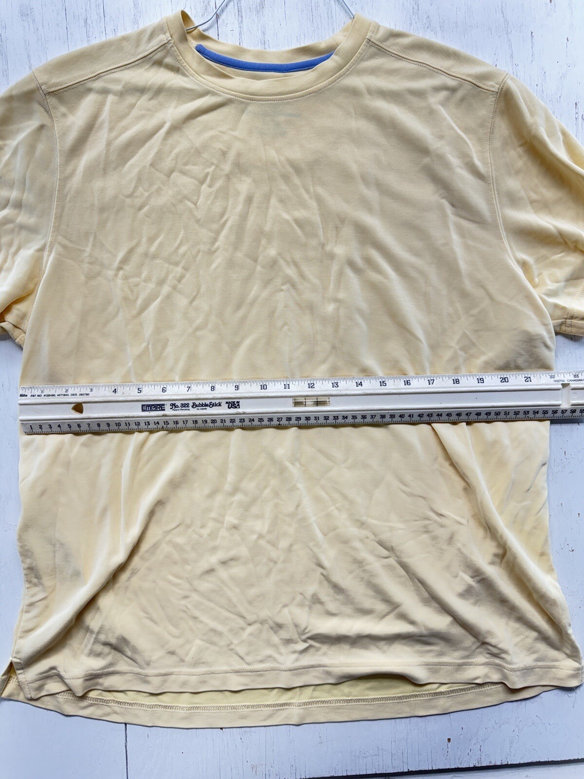 Tommy Bahama Men's T Shirt Size Large Yellow / Gold gallery