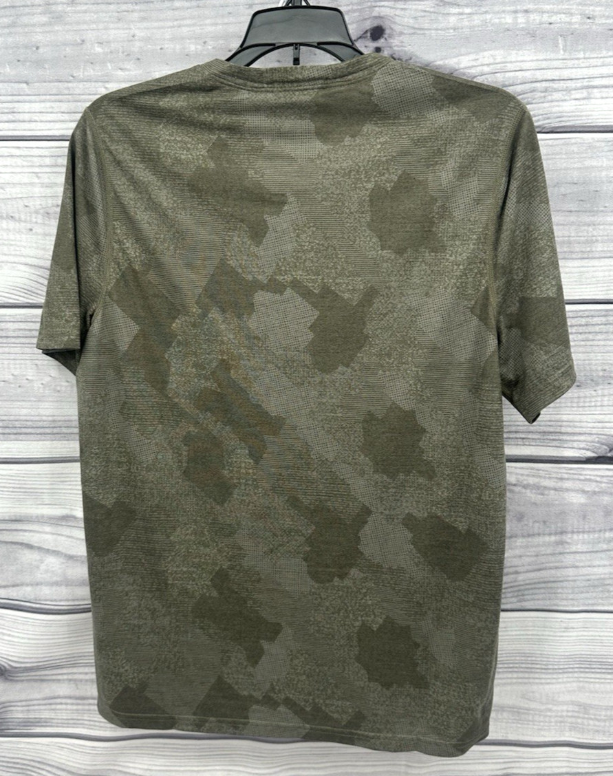 PRANA PROSPECT HEIGHTS GRAPHIC CAMO SHORT SLEEVE PERFORMANCE SHIRT Mens Size XS gallery