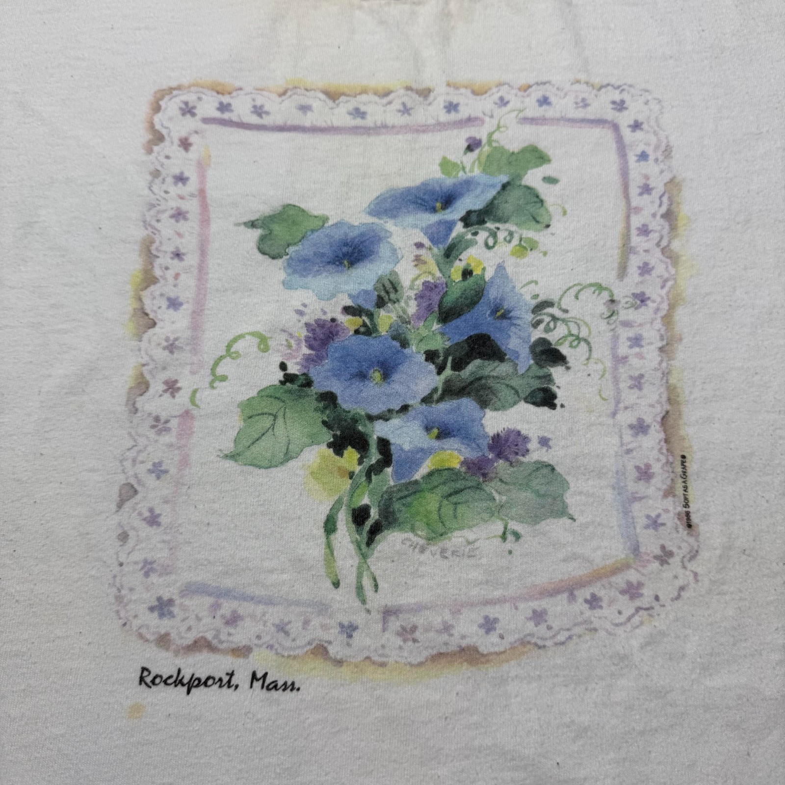 Vintage 1996 Rockport Mass. Morning Glory Flower Lace Graphic T-Shirt - Large gallery