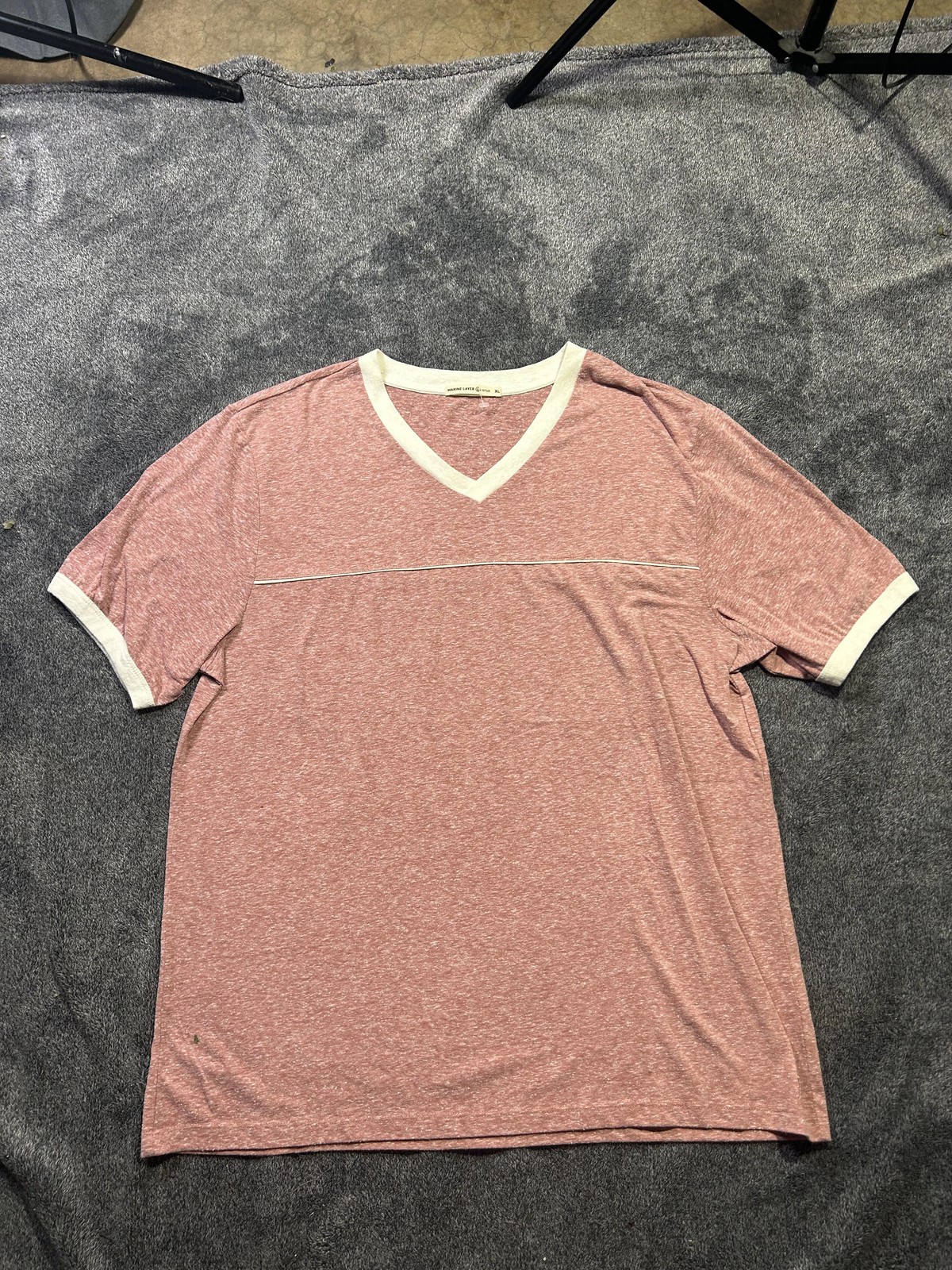 Marine Layer Shirt Mens XL Red Heather V-Neck Contrast Trim Casual Tee gallery