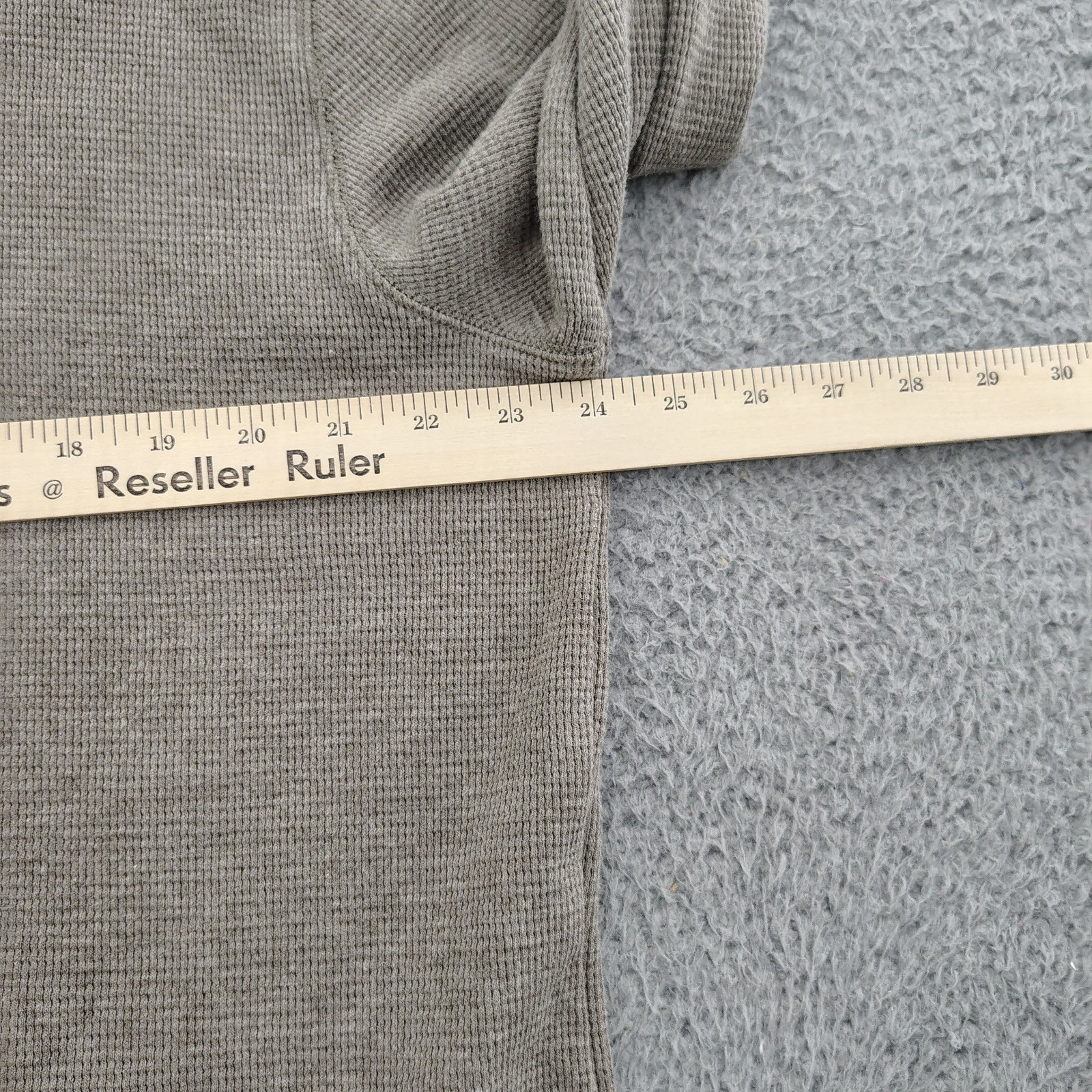 Eddie Bauer Thermal Shirt Mens XL Brown Waffle Knit Henley Long Sleeve Casual gallery