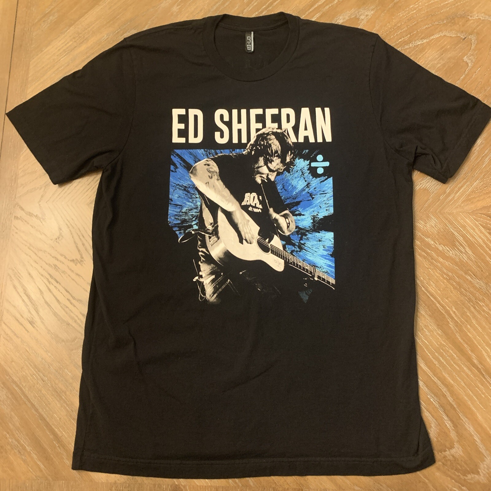 Ed Sheeran Divide World Tour Concert T-Shirt Size XL Black Ei-Lo E3600 Tag Music gallery