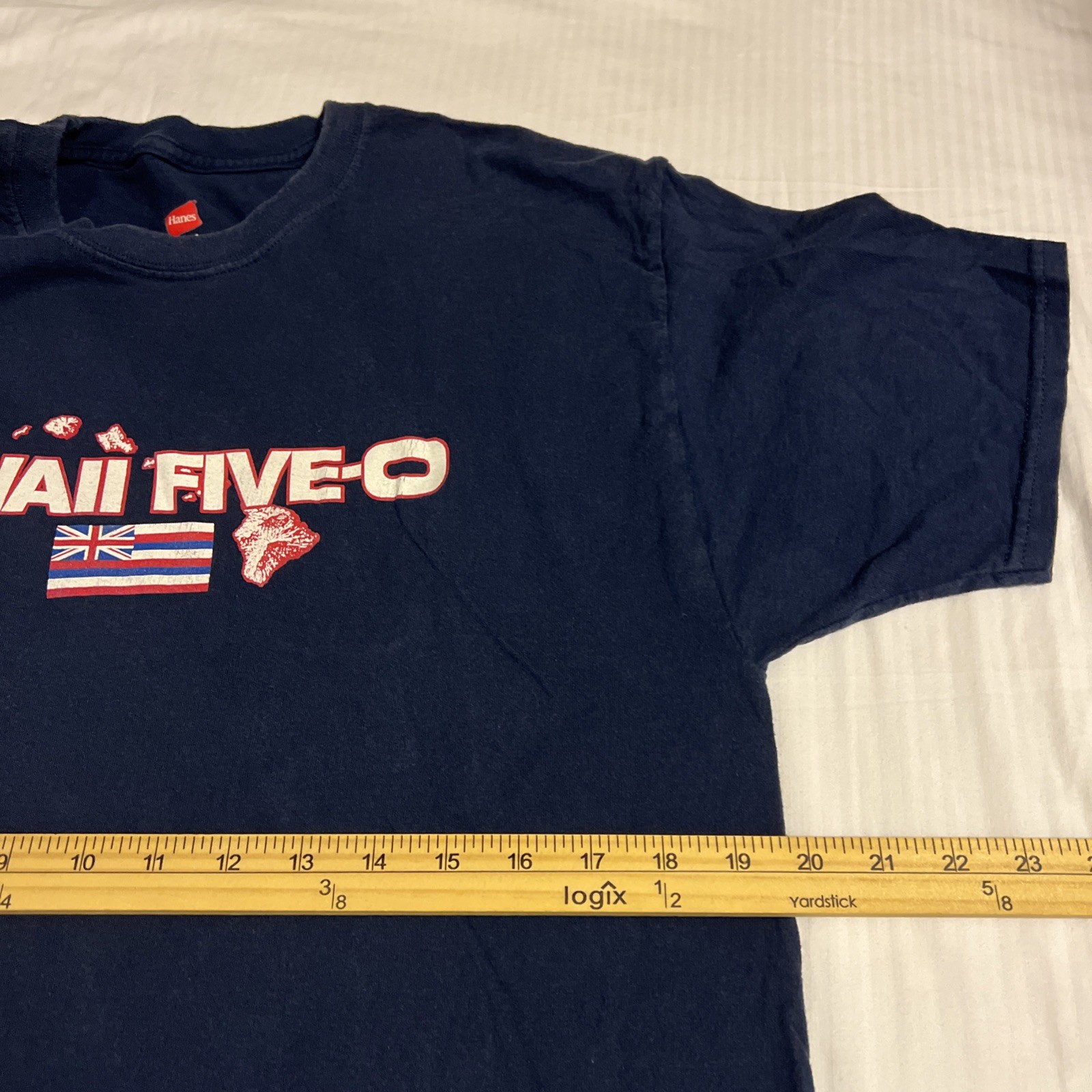 Hawaii Five-O Shirt Large Blue Island Investigators Unit TV Show gallery