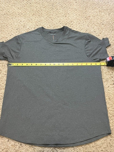 Proof Huckberry Men Gray Performance Crewneck Tee Shirt Size Medium EUC Stretch gallery