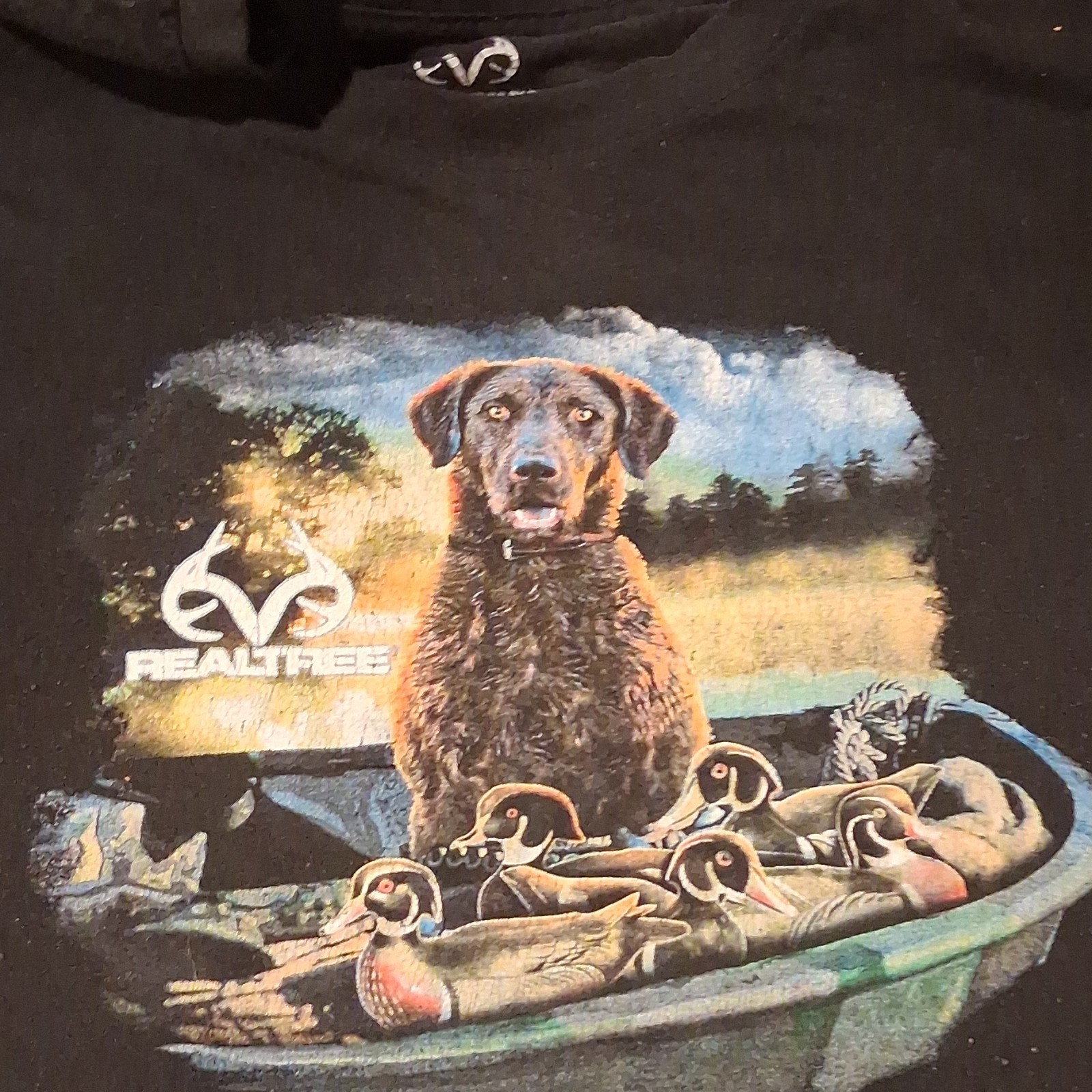 Realtree Men's XXL Black Hunting Dog Duck Graphic Crew Neck Tagless T-Shirt gallery