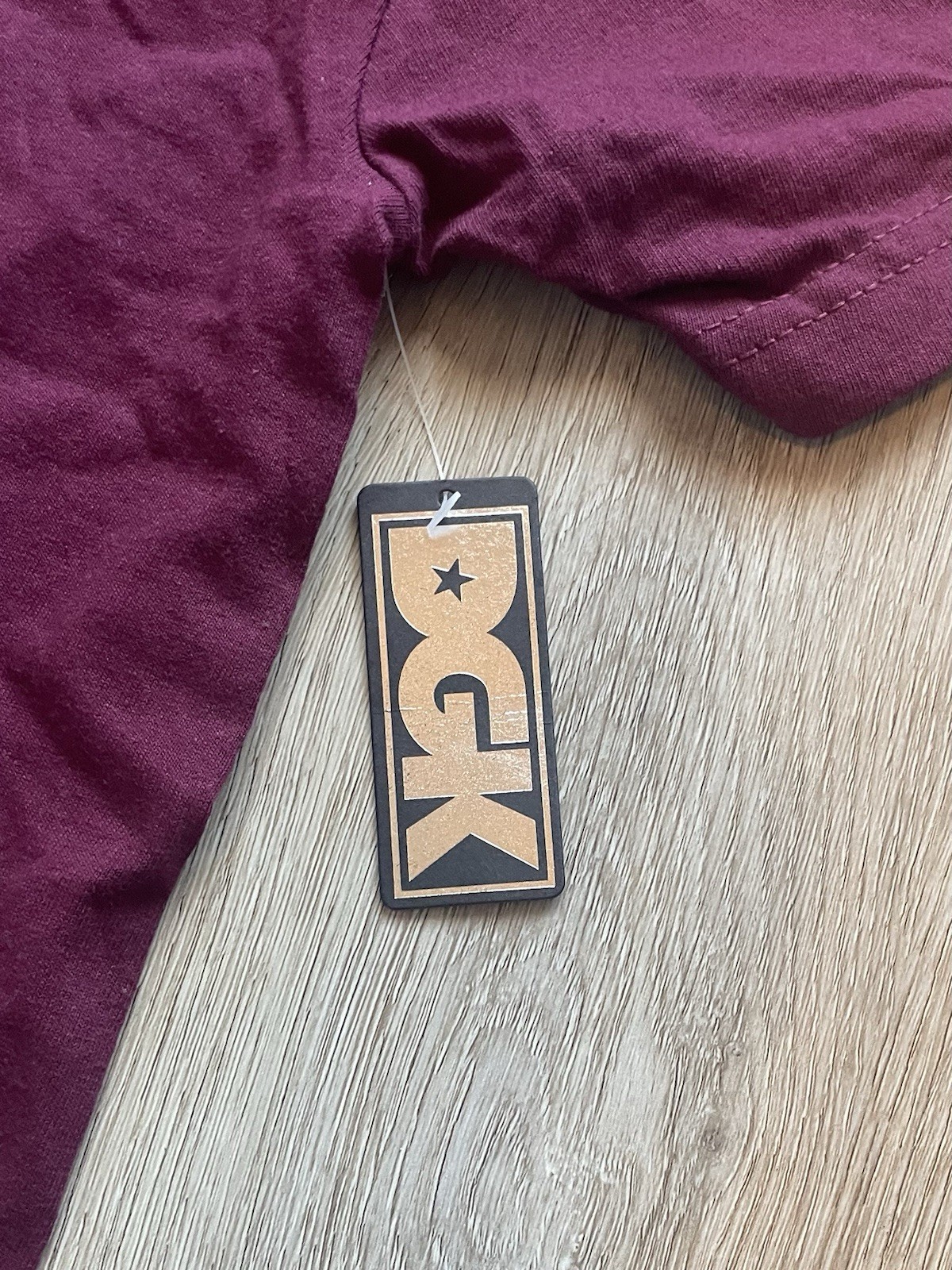 NEW DGK Legends Are Forever T-Shirt Burgundy Men’s Size Large gallery