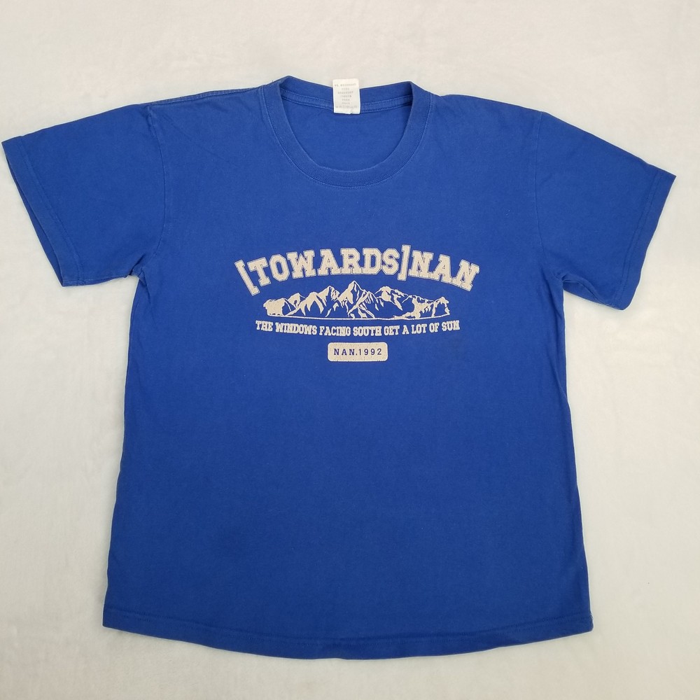 Towards Nan Men’s Blue Mountains TOWARDS NAN Graphic T-Shirt Small