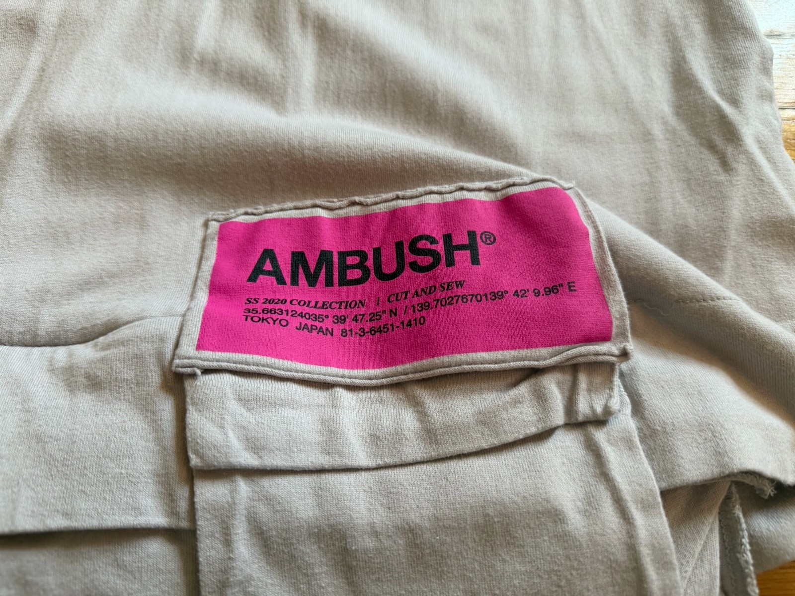 AMBUSH Gray Pink Cotton Jersey Patch SS 2020 Men's Short Sleeve T-Shirt Size 3 gallery