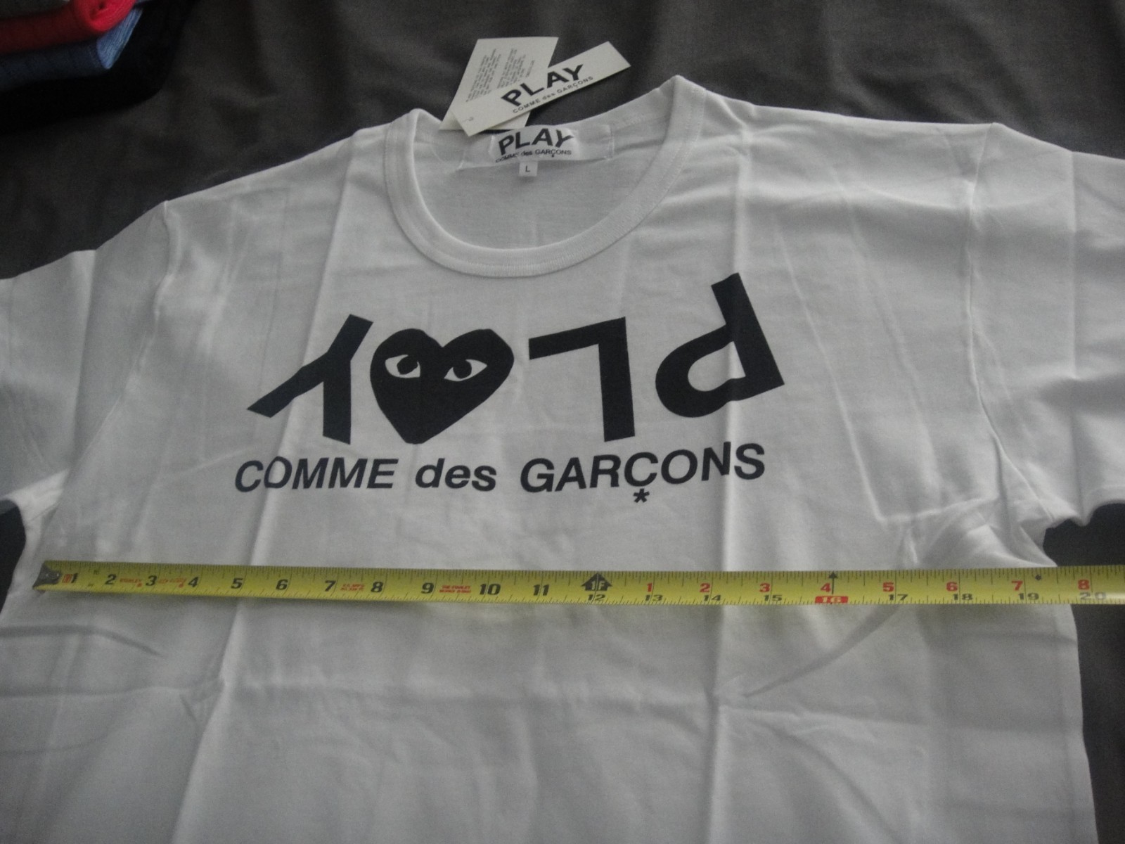 Comme Des Garcons Play Men's Inverted Play Logo White T Shirt Size Large, NWT gallery