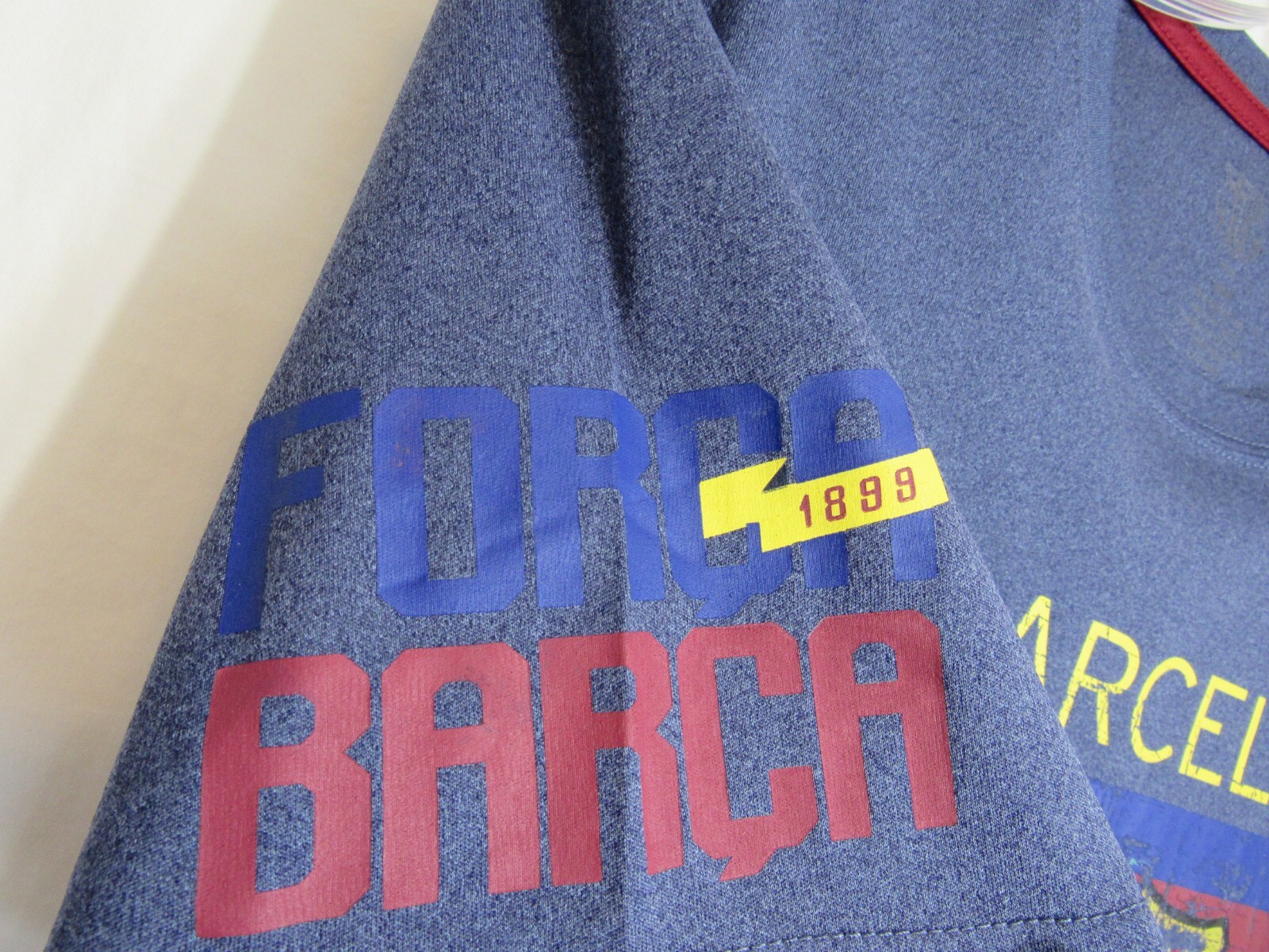FORQA FC Barcelona 1899 Blue Graphic Short Sleeve T Shirt Size Medium EUC gallery