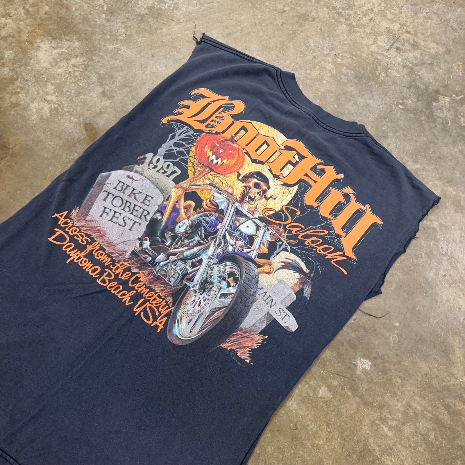 Vintage 1997 Boot Hill Saloon Biker Biketoberfest Cut Off Muscle Shirt Large gallery