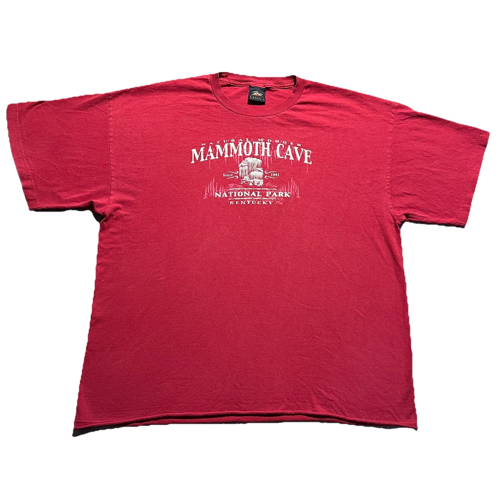 Vintage Mammoth Cave National Park Tee 2XL USA Made Red Cropped Cotton Souvenir