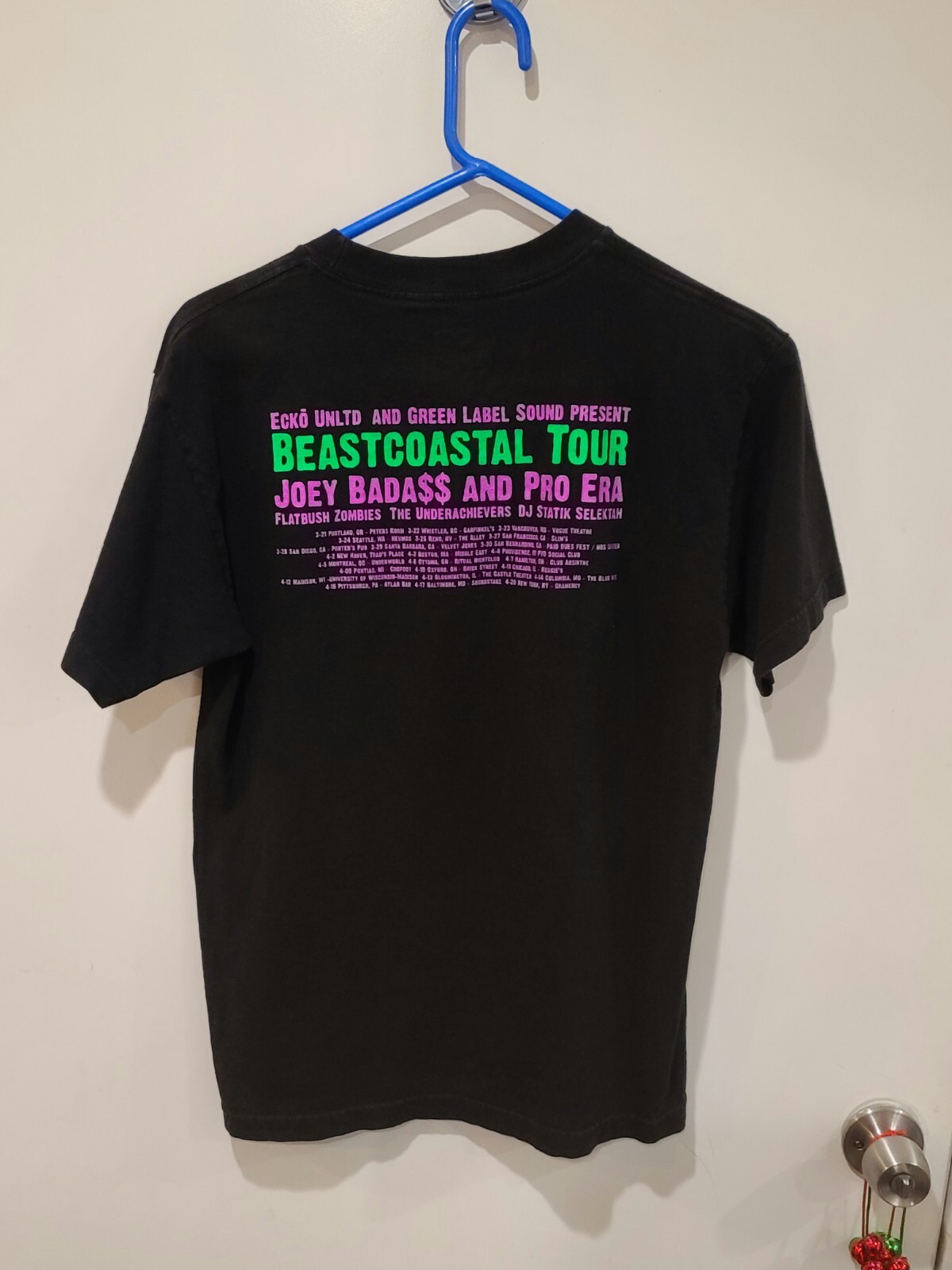 Sz Medium Pro Era x The Underachievers X Flatbush Zombies Beast Coastal Tour Tee gallery